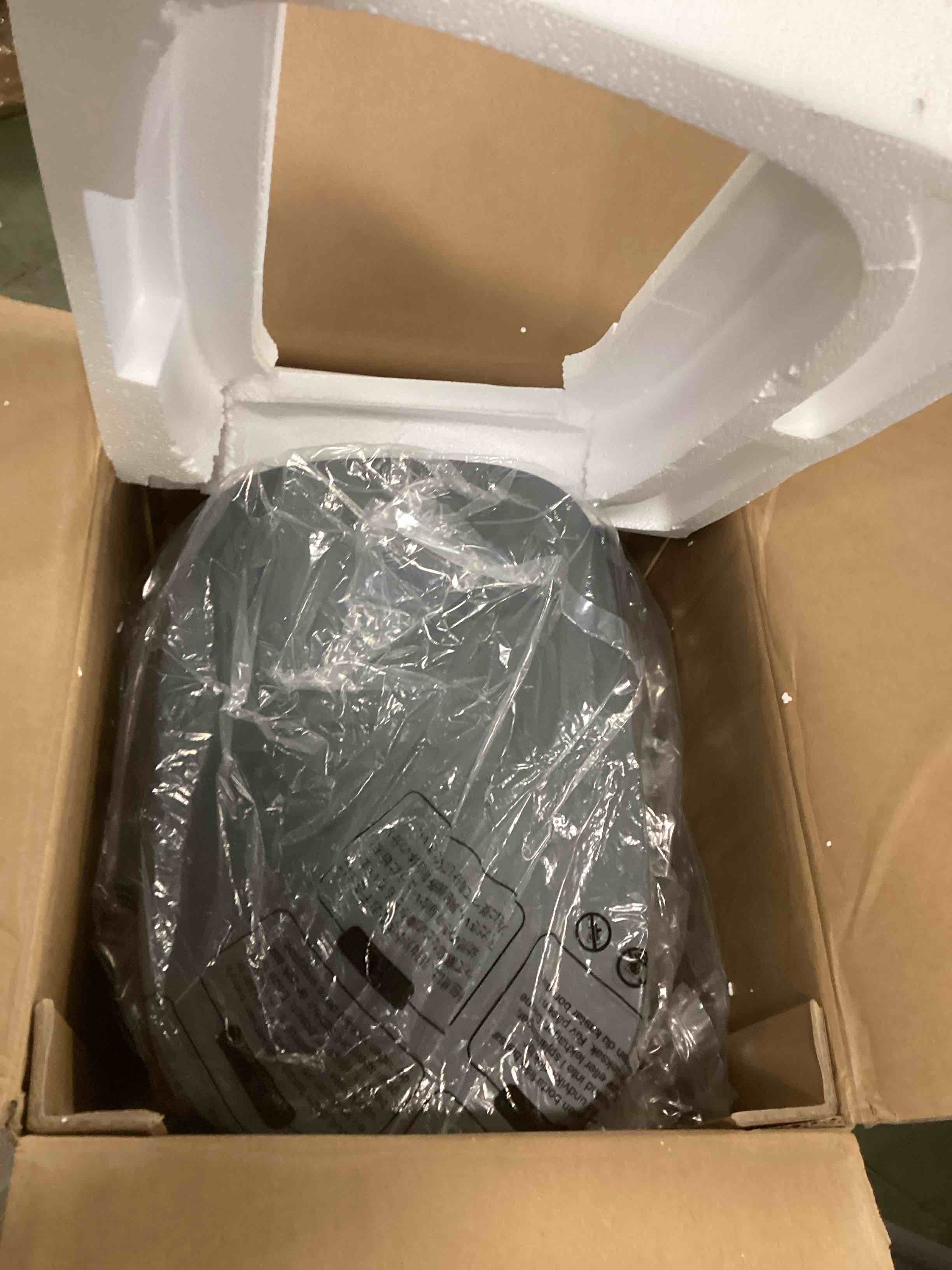 https://s3.amazonaws.com/lotting-images-prod/bidfta/TEA2095210_1736778438898.jpeg