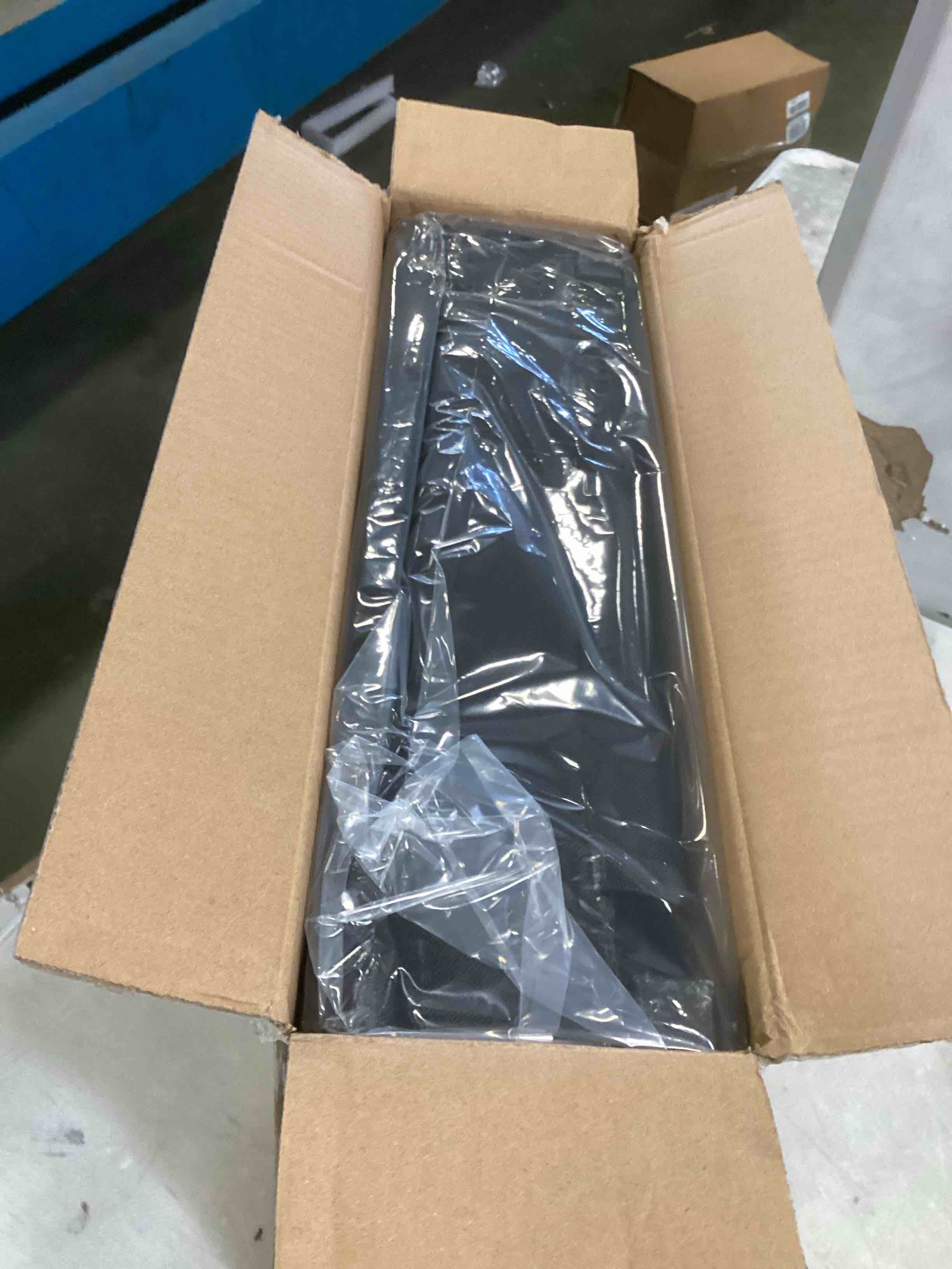 https://s3.amazonaws.com/lotting-images-prod/bidfta/TEA2095286_1736787064109.jpeg
