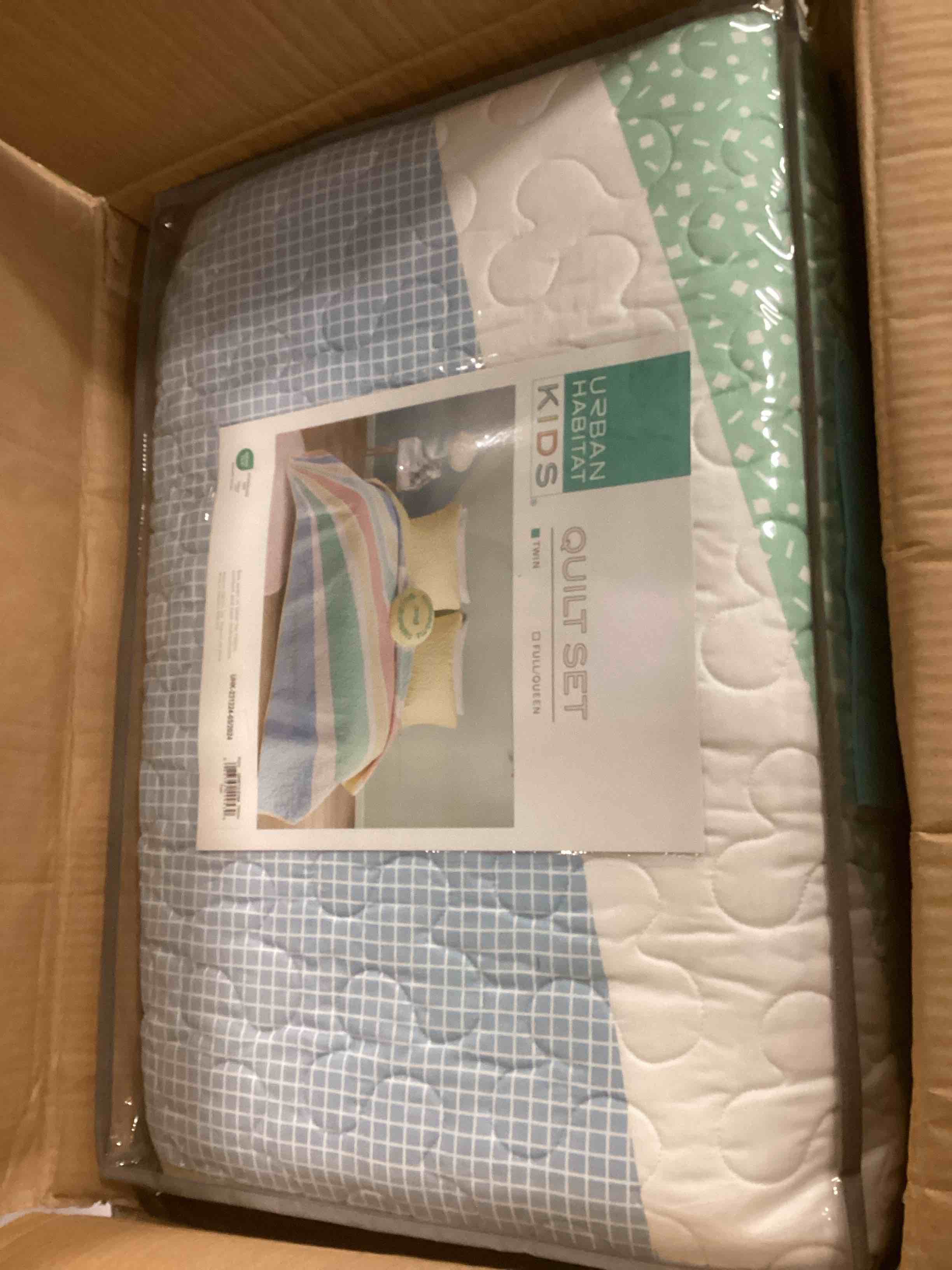 https://s3.amazonaws.com/lotting-images-prod/bidfta/TEA2096522_1737469542458.jpeg