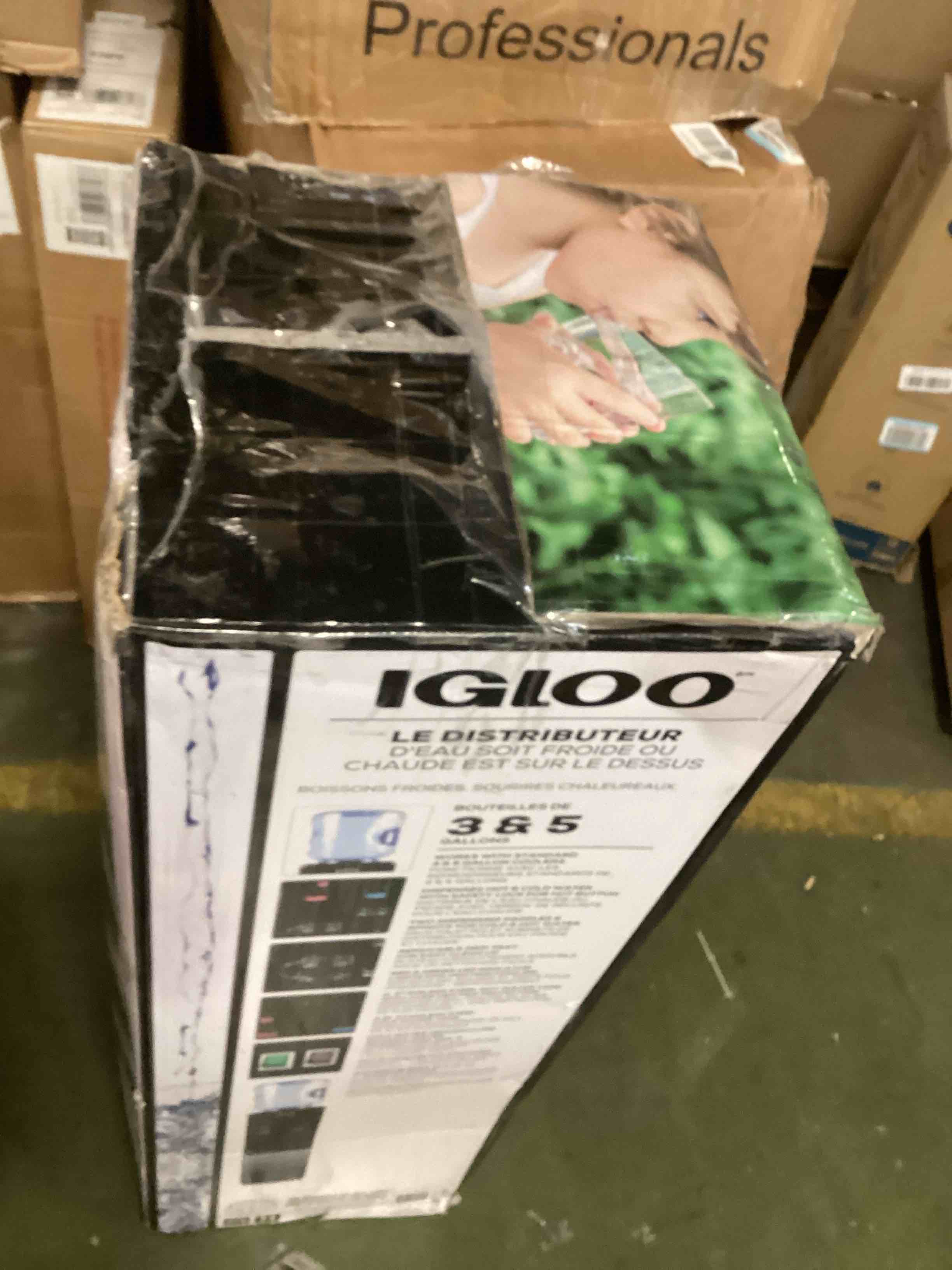 https://s3.amazonaws.com/lotting-images-prod/bidfta/TEA2096691_1737470017381.jpeg