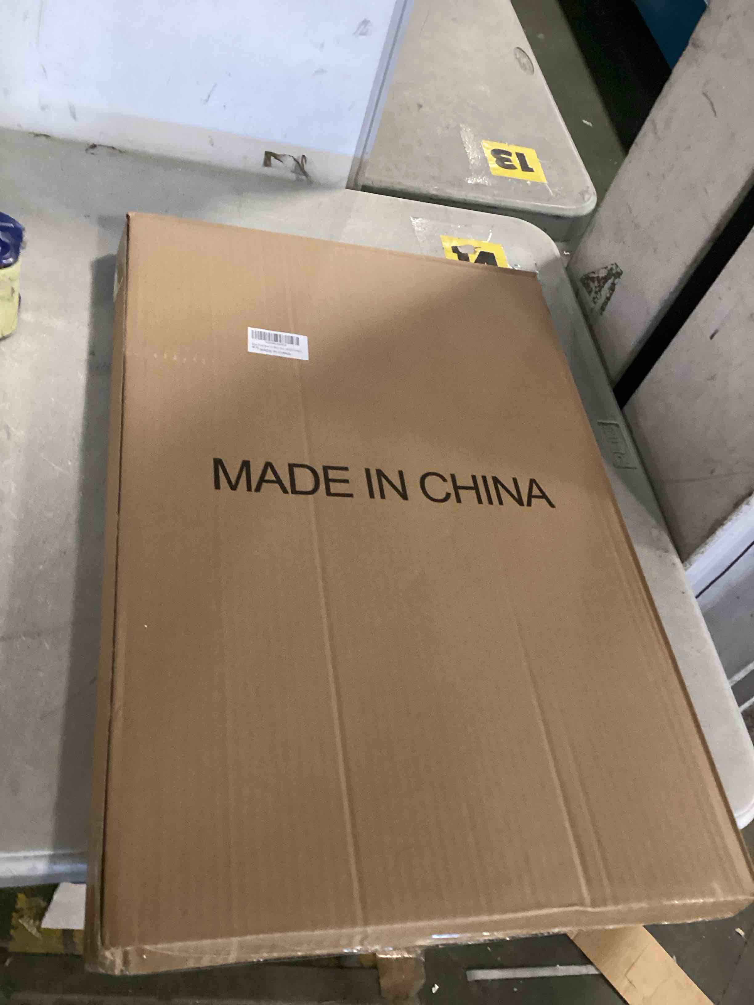 https://s3.amazonaws.com/lotting-images-prod/bidfta/TEA2097200_1737577355176.jpeg