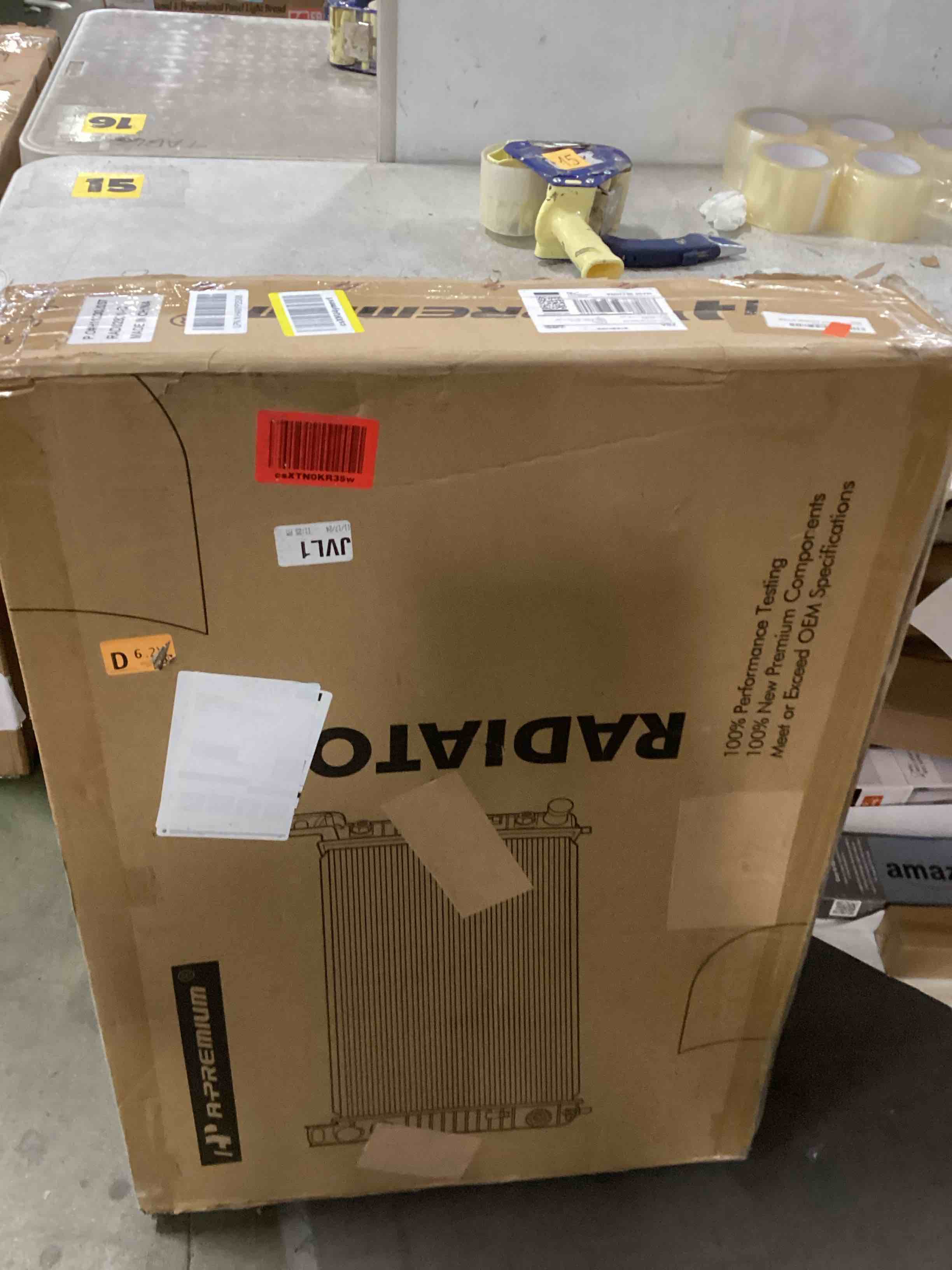 https://s3.amazonaws.com/lotting-images-prod/bidfta/TEA2097362_1737647794587.jpeg