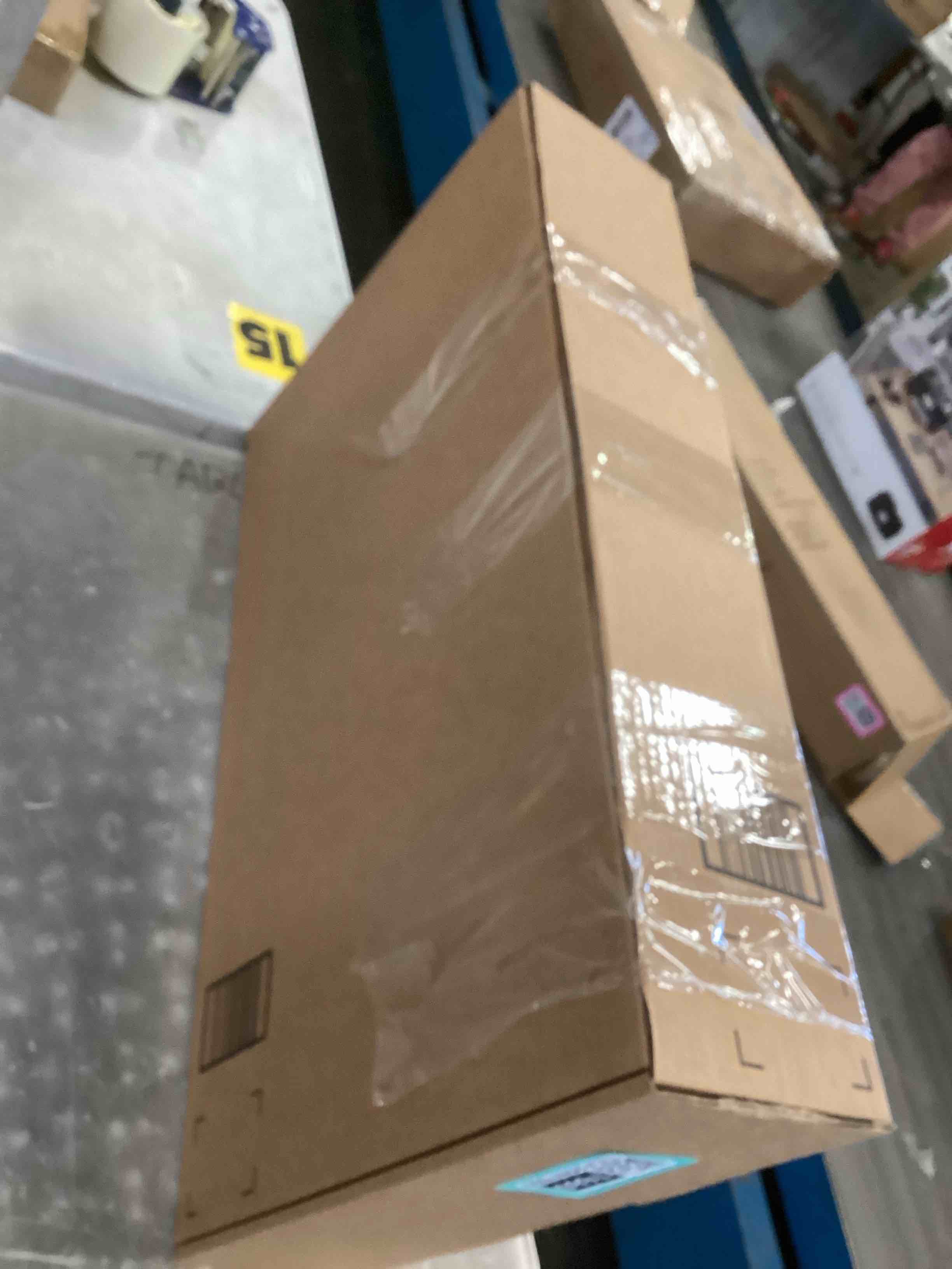 https://s3.amazonaws.com/lotting-images-prod/bidfta/TEA2097680_1737732428920.jpeg