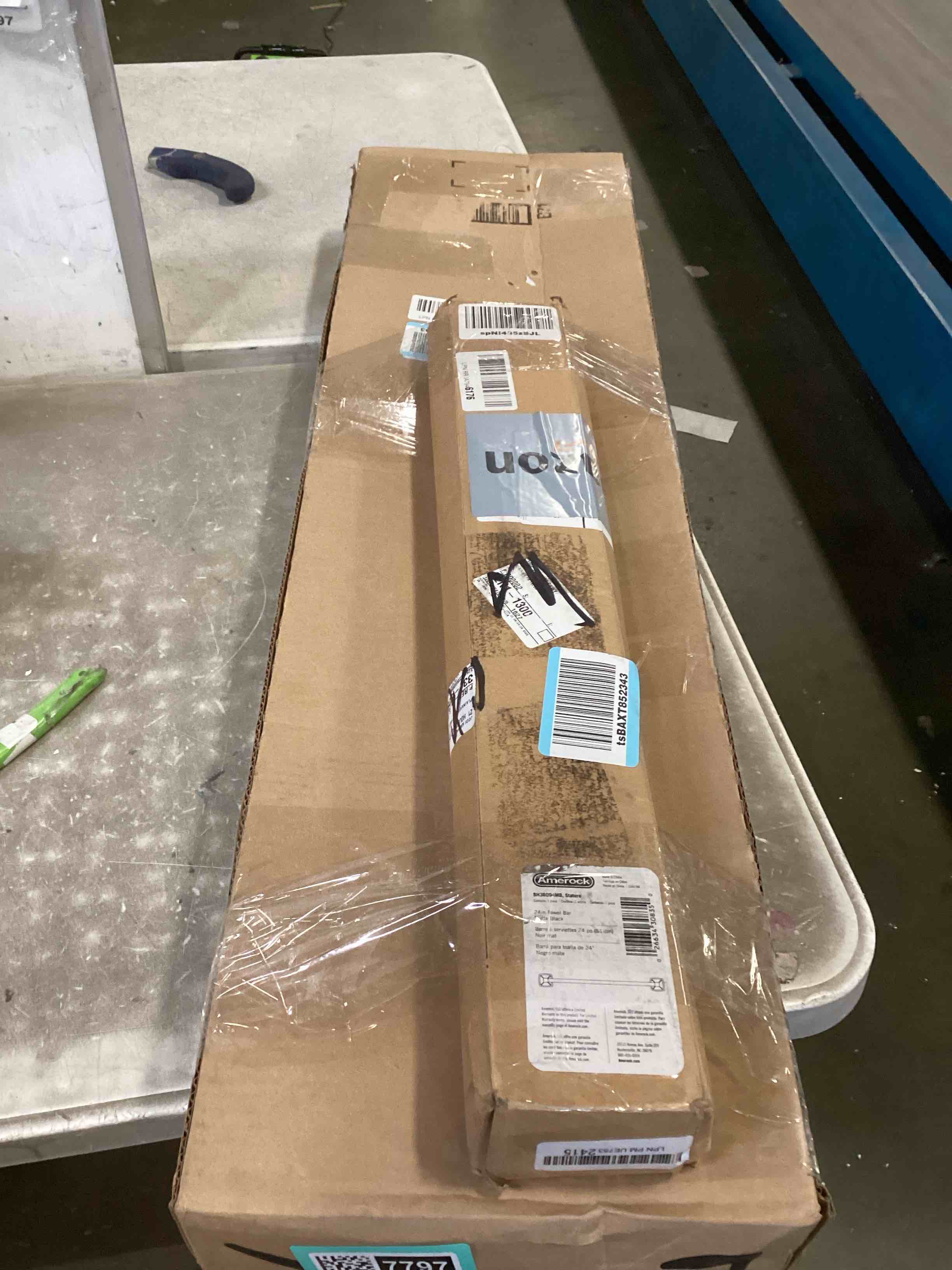 https://s3.amazonaws.com/lotting-images-prod/bidfta/TEA2097797_1737743034570.jpeg