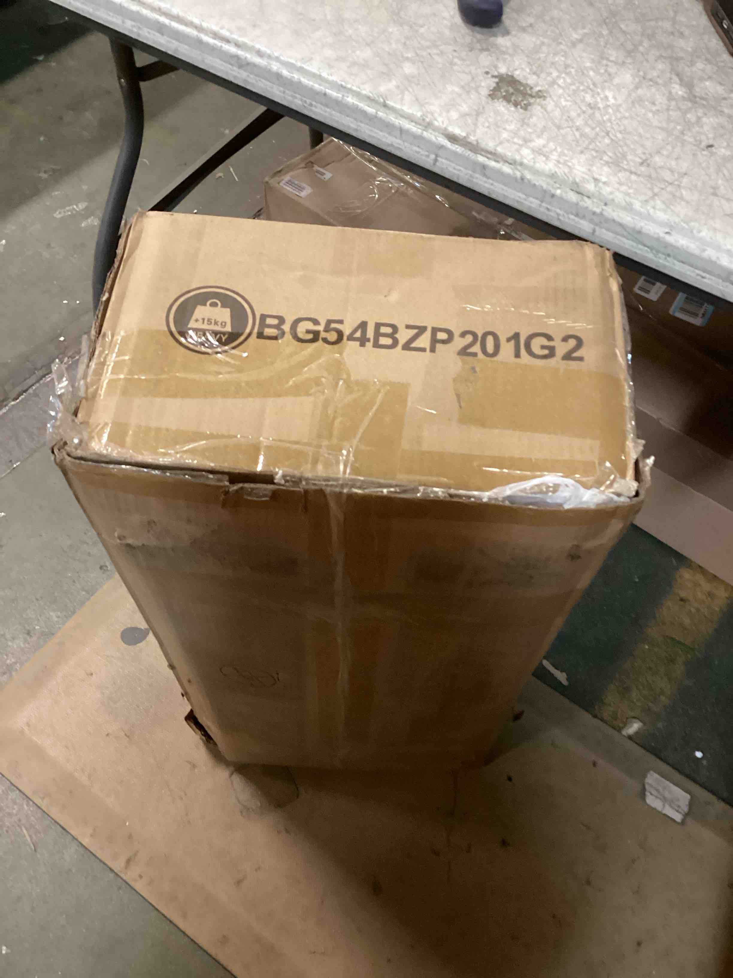 https://s3.amazonaws.com/lotting-images-prod/bidfta/TEA2097837_1737751035018.jpeg