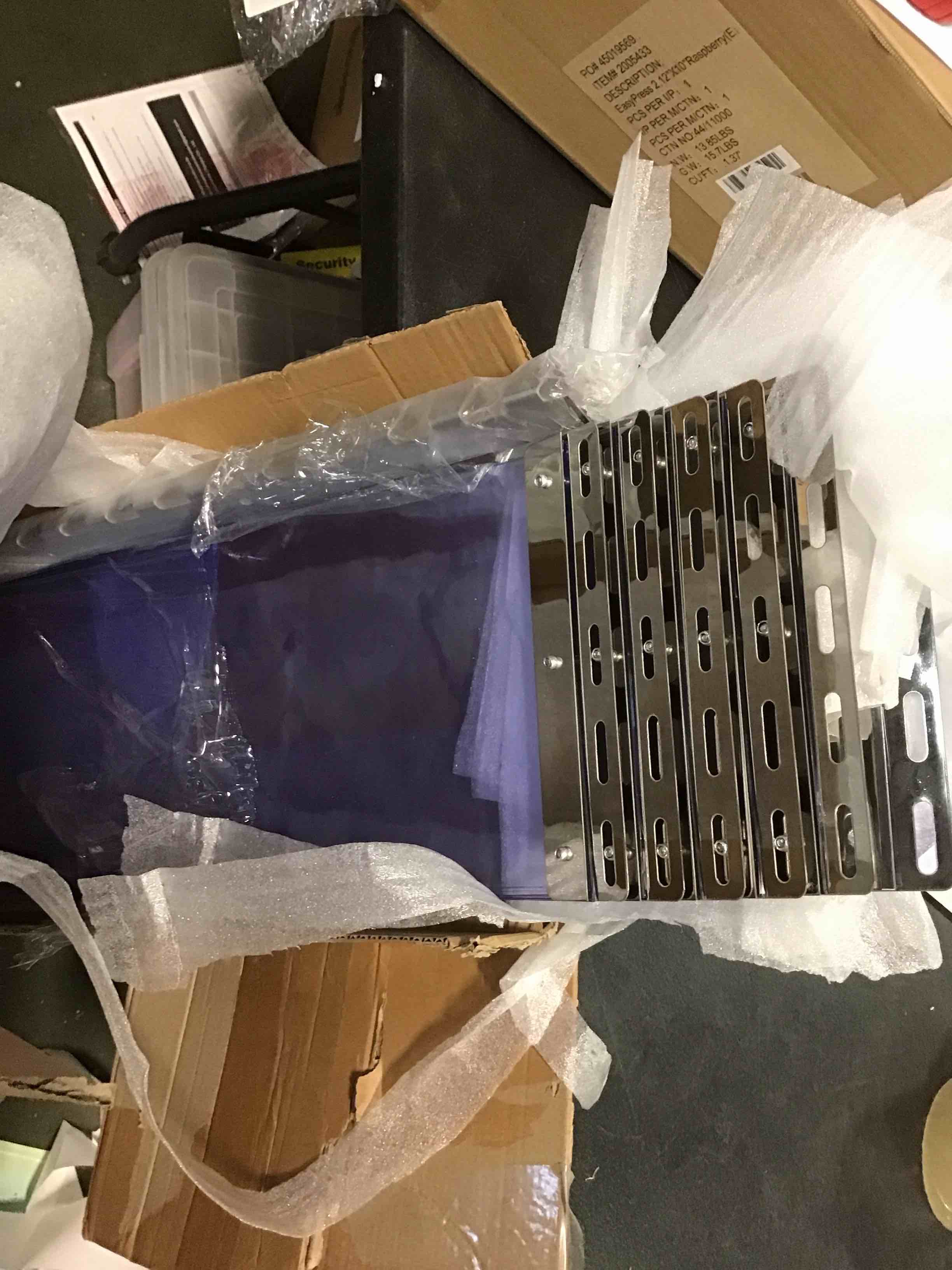 https://s3.amazonaws.com/lotting-images-prod/bidfta/TEA2098561_1736456514344.jpeg