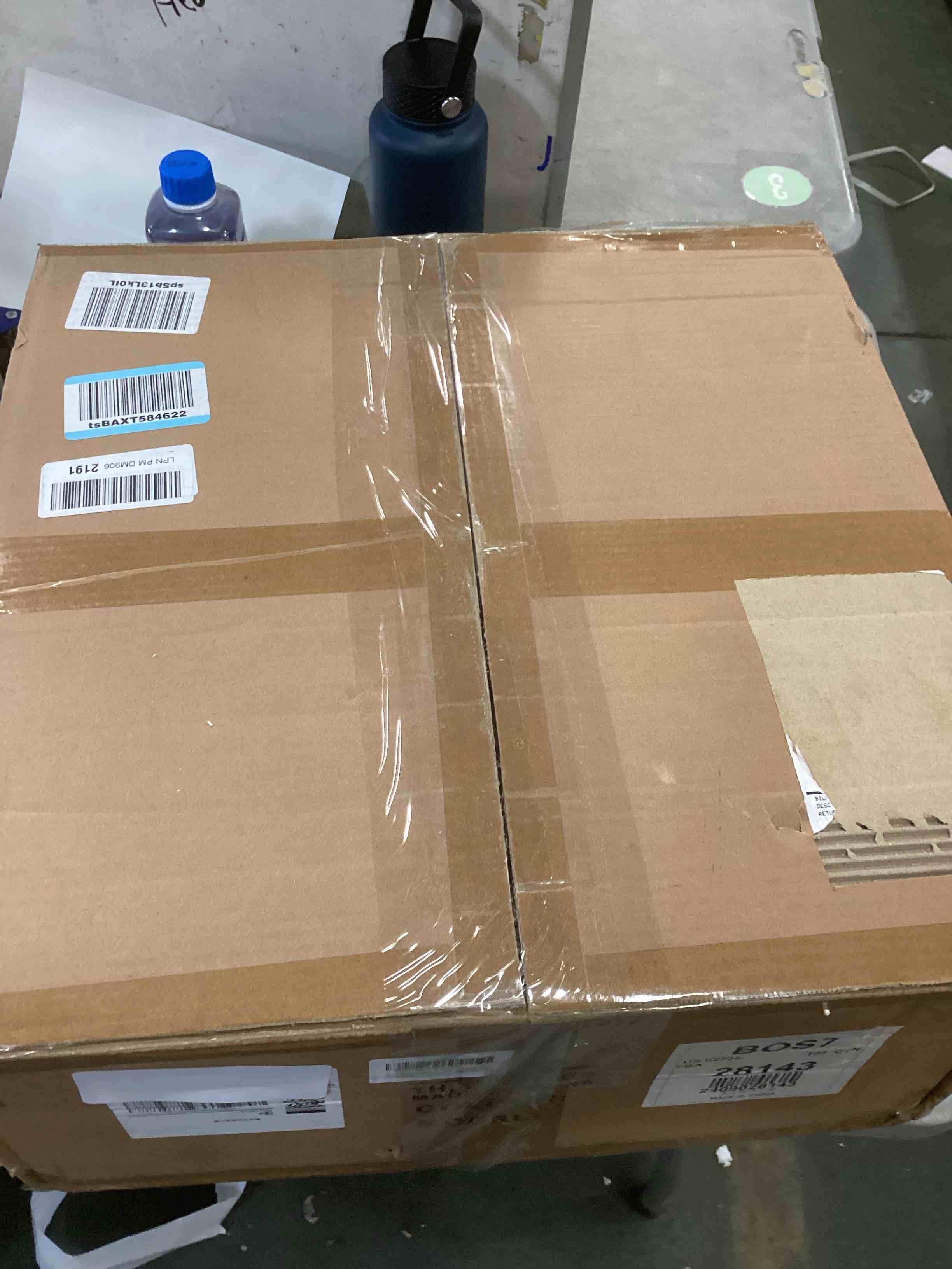 https://s3.amazonaws.com/lotting-images-prod/bidfta/TEA2098878_1736782504159.jpeg