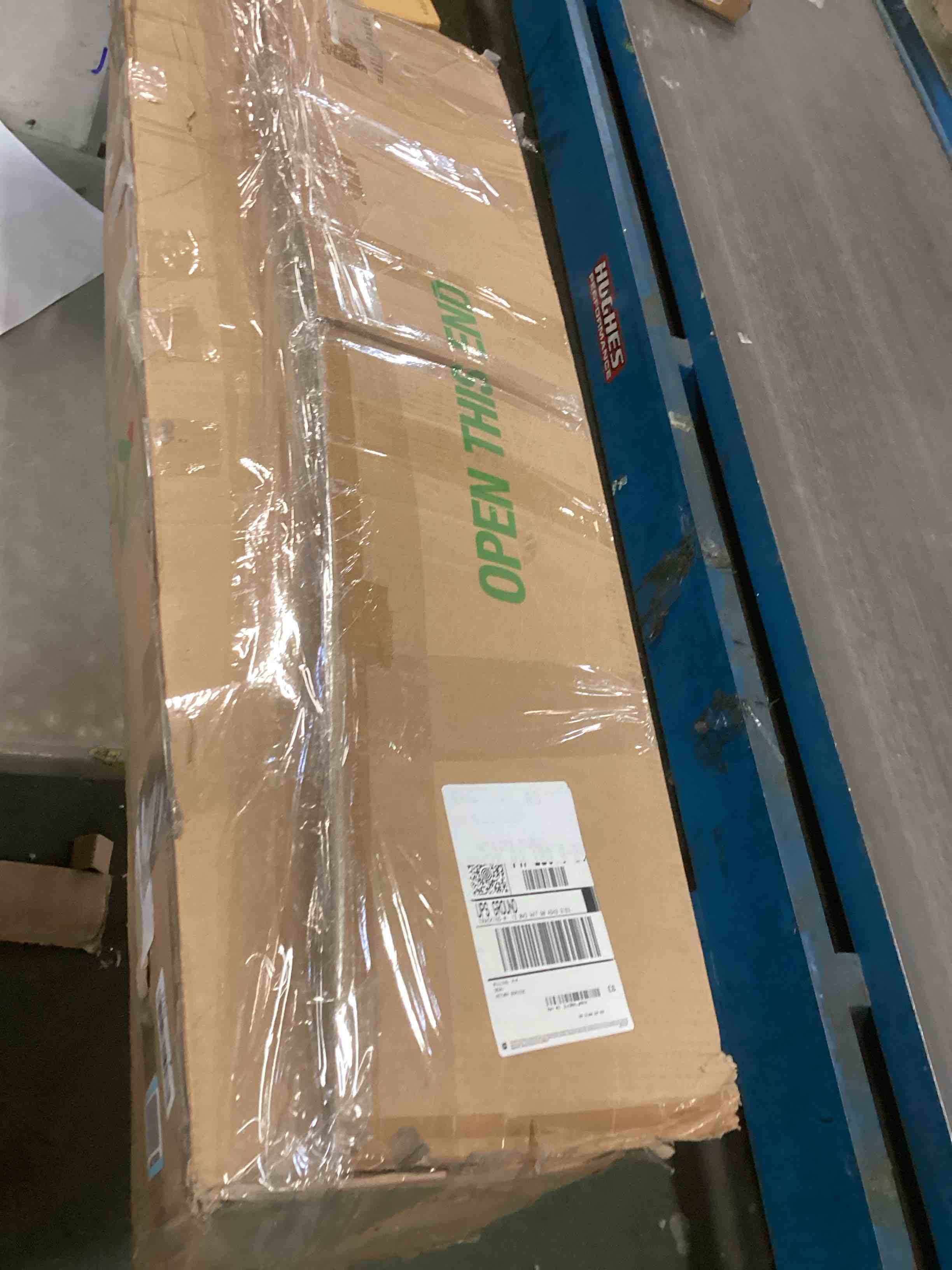 https://s3.amazonaws.com/lotting-images-prod/bidfta/TEA2098966_1736795783612.jpeg
