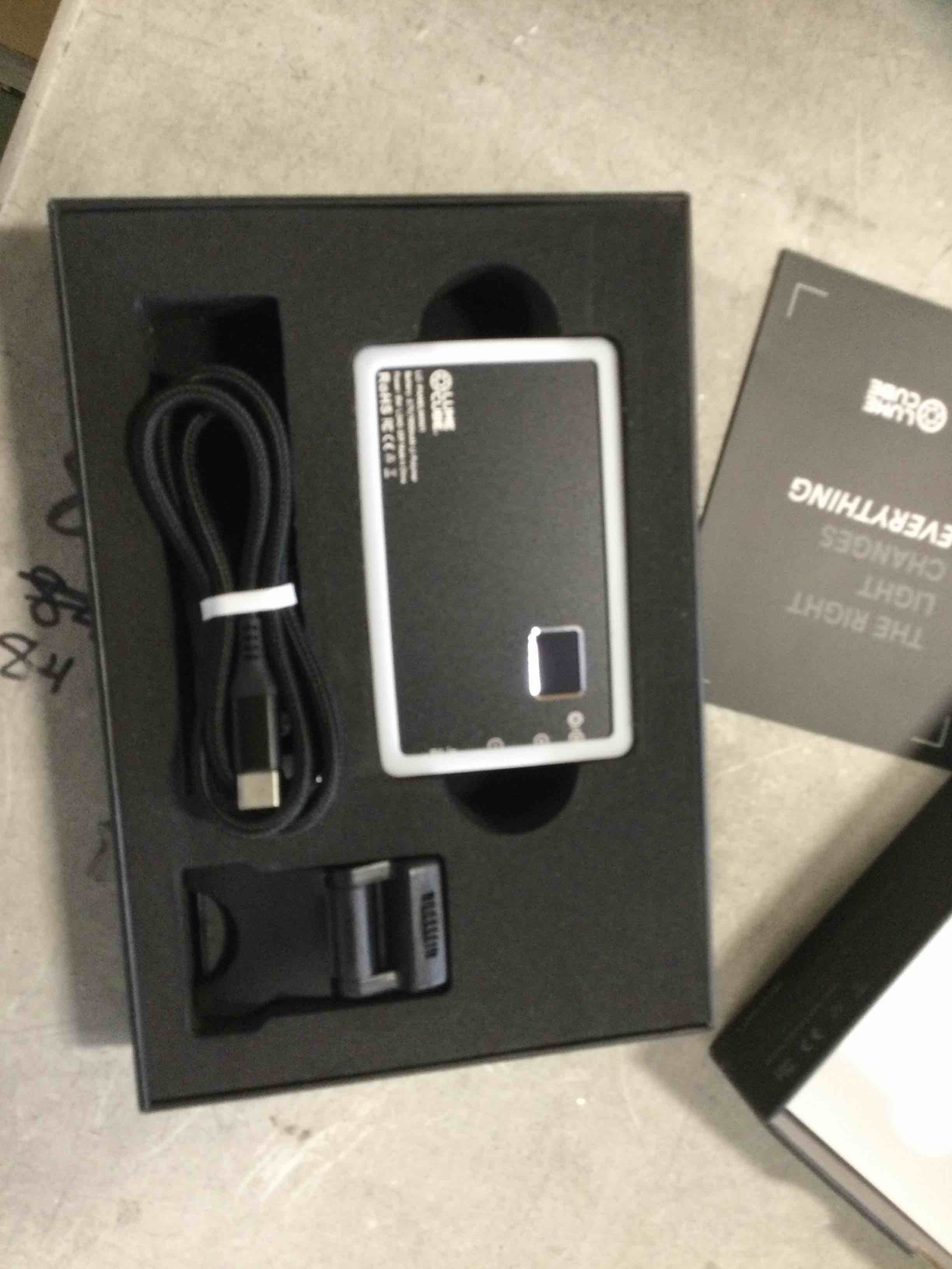 https://s3.amazonaws.com/lotting-images-prod/bidfta/TEA2099163_1736871570515.jpeg