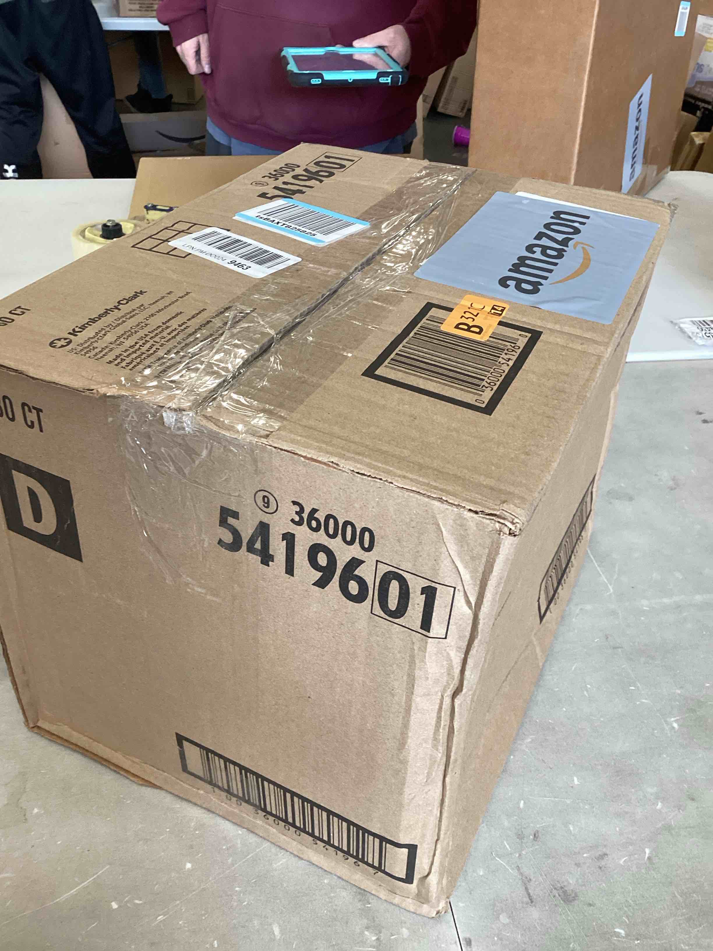 https://s3.amazonaws.com/lotting-images-prod/bidfta/TEA2099425_1737993229079.jpeg