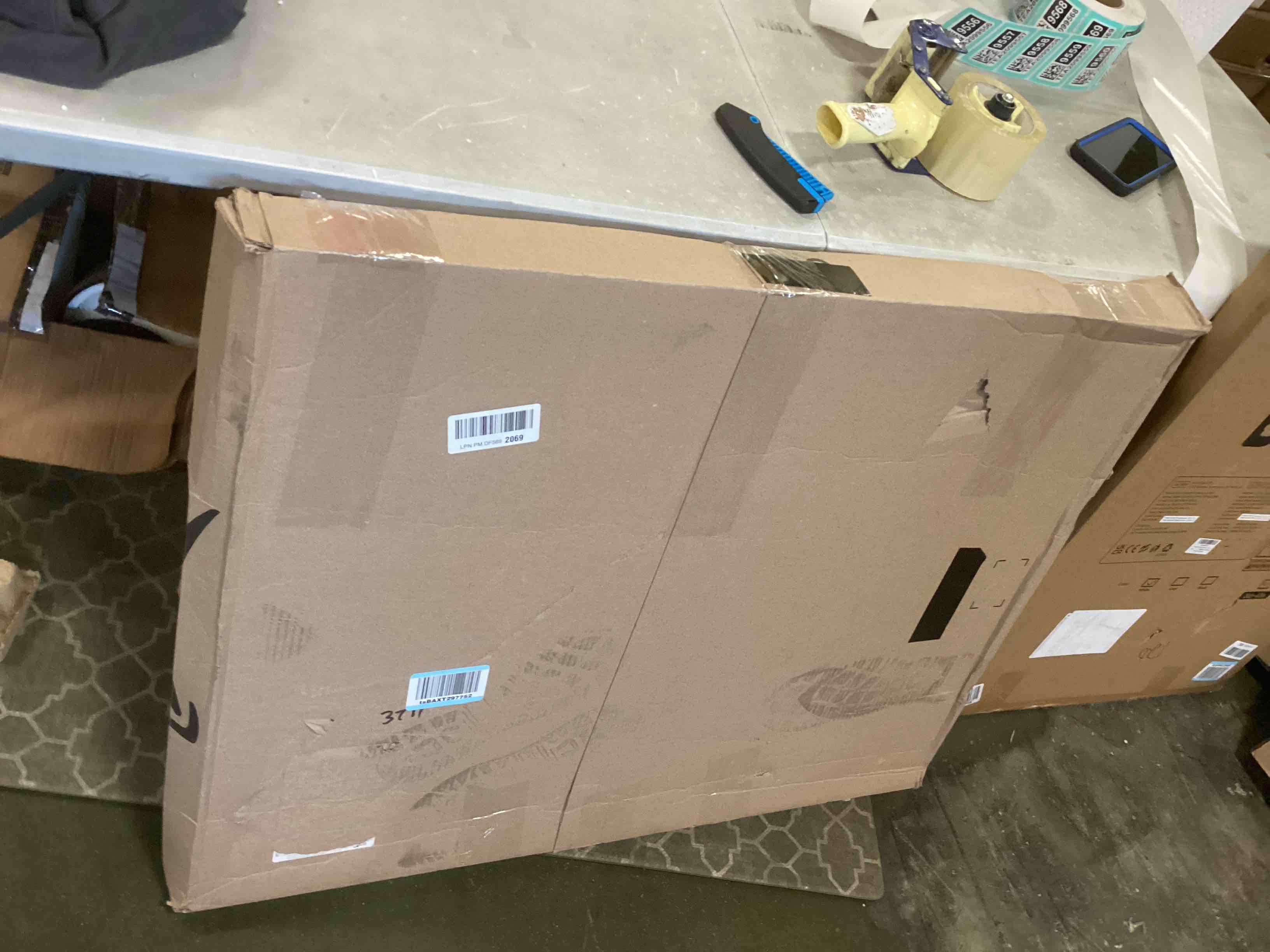 https://s3.amazonaws.com/lotting-images-prod/bidfta/TEA2099552_1738070163126.jpeg