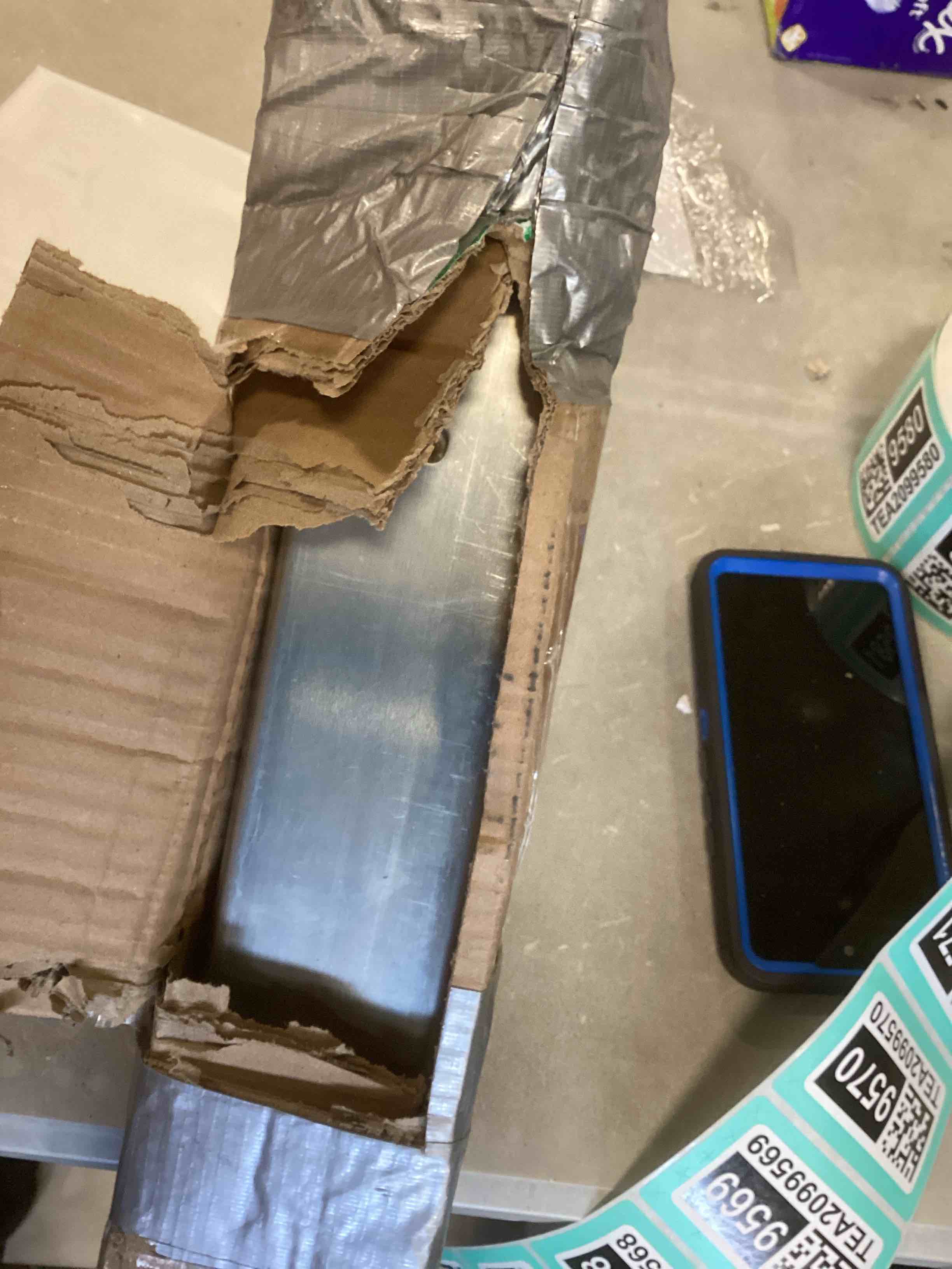 https://s3.amazonaws.com/lotting-images-prod/bidfta/TEA2099566_1738072499432.jpeg