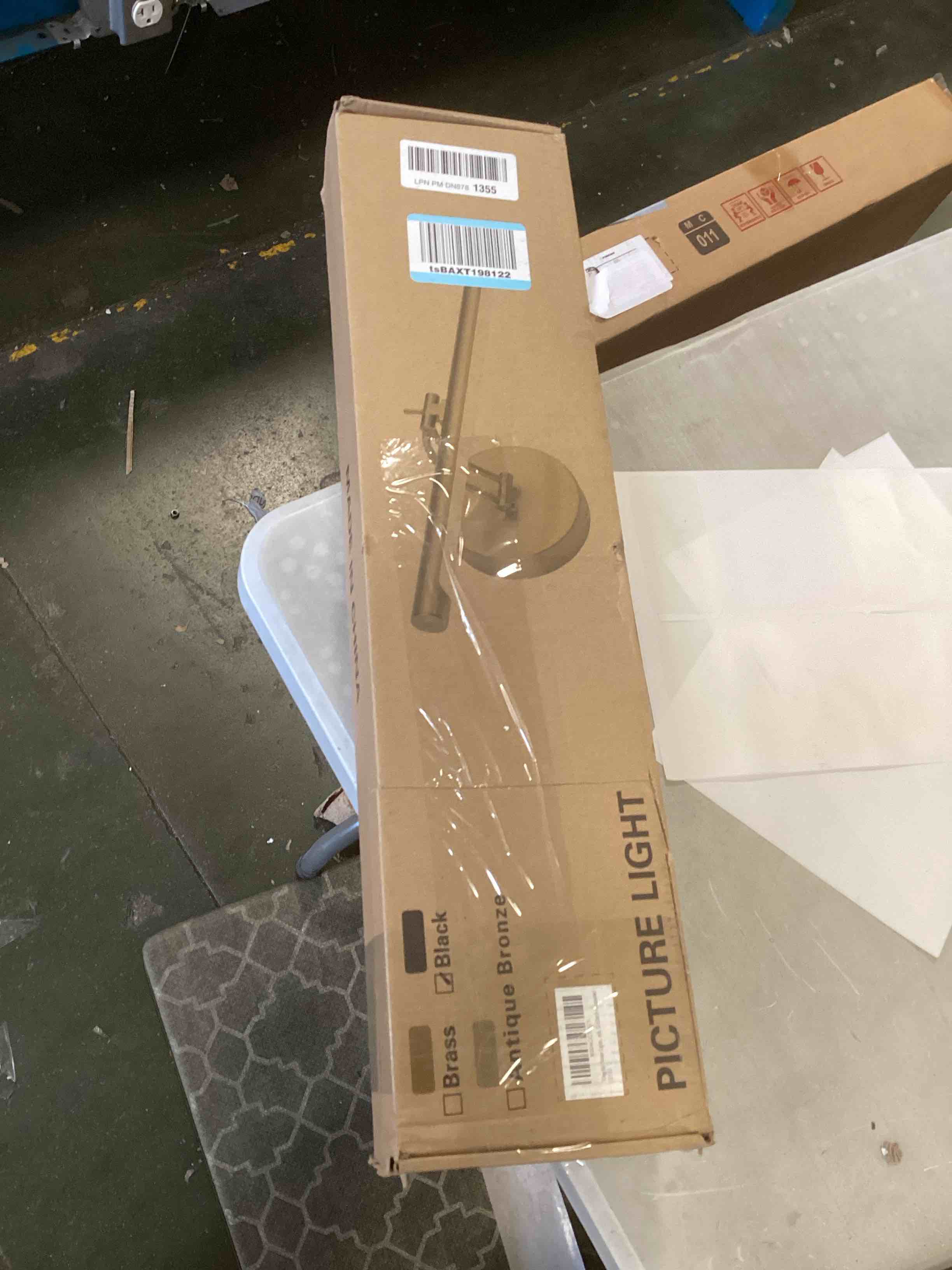 https://s3.amazonaws.com/lotting-images-prod/bidfta/TEA2099680_1738090454766.jpeg