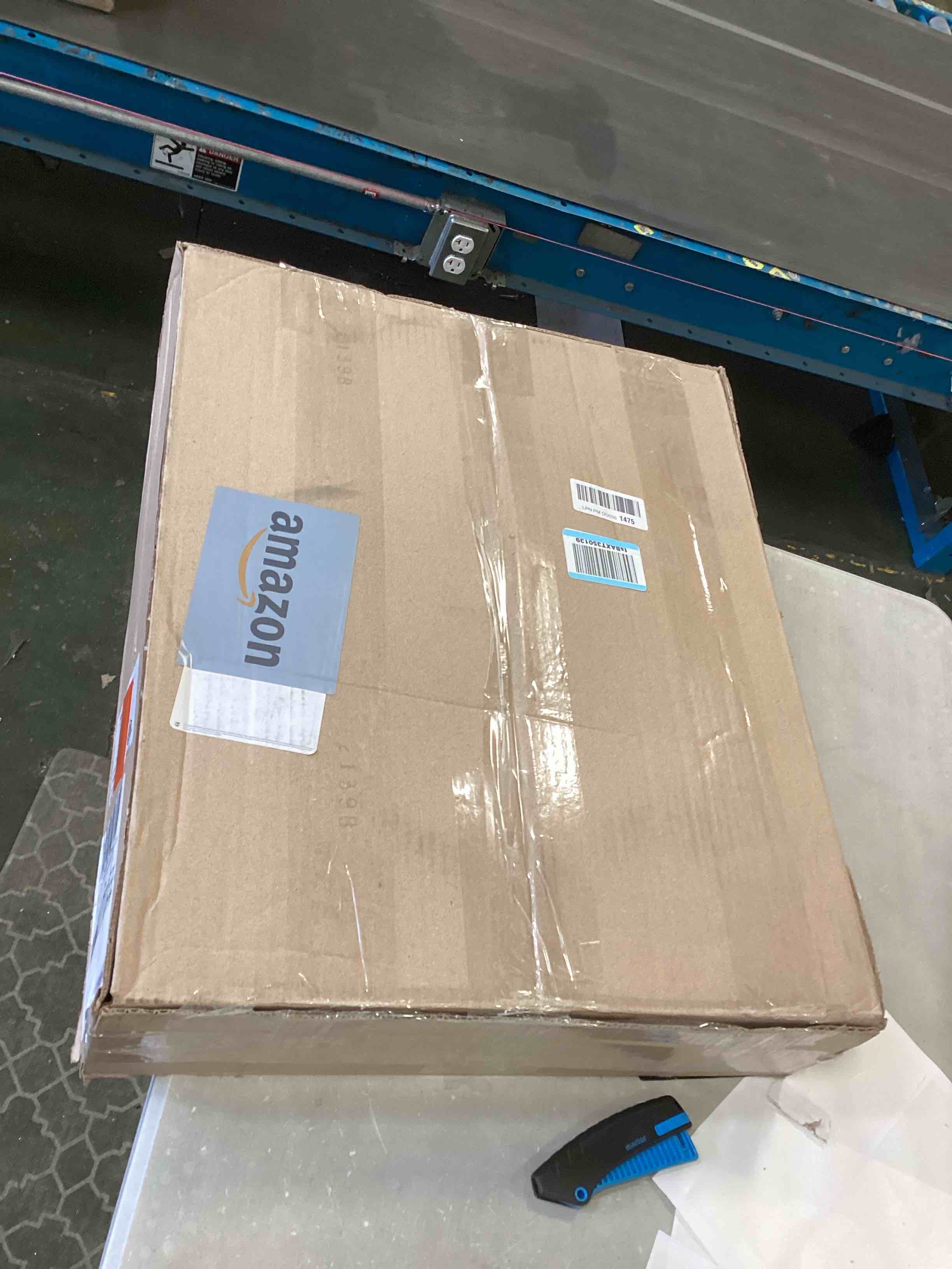https://s3.amazonaws.com/lotting-images-prod/bidfta/TEA2099946_1738178420921.jpeg