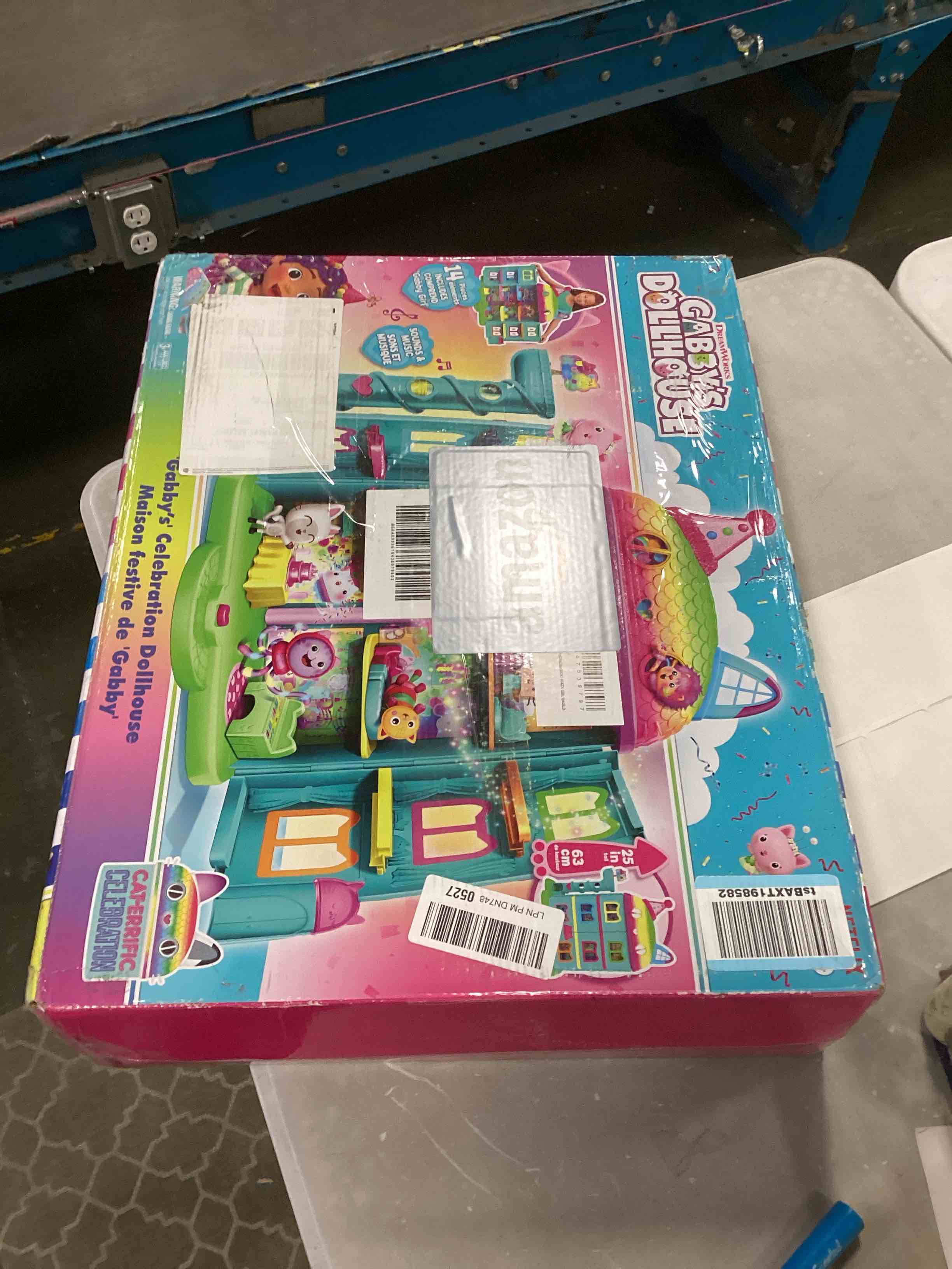 https://s3.amazonaws.com/lotting-images-prod/bidfta/TEA2100222_1738271677949.jpeg