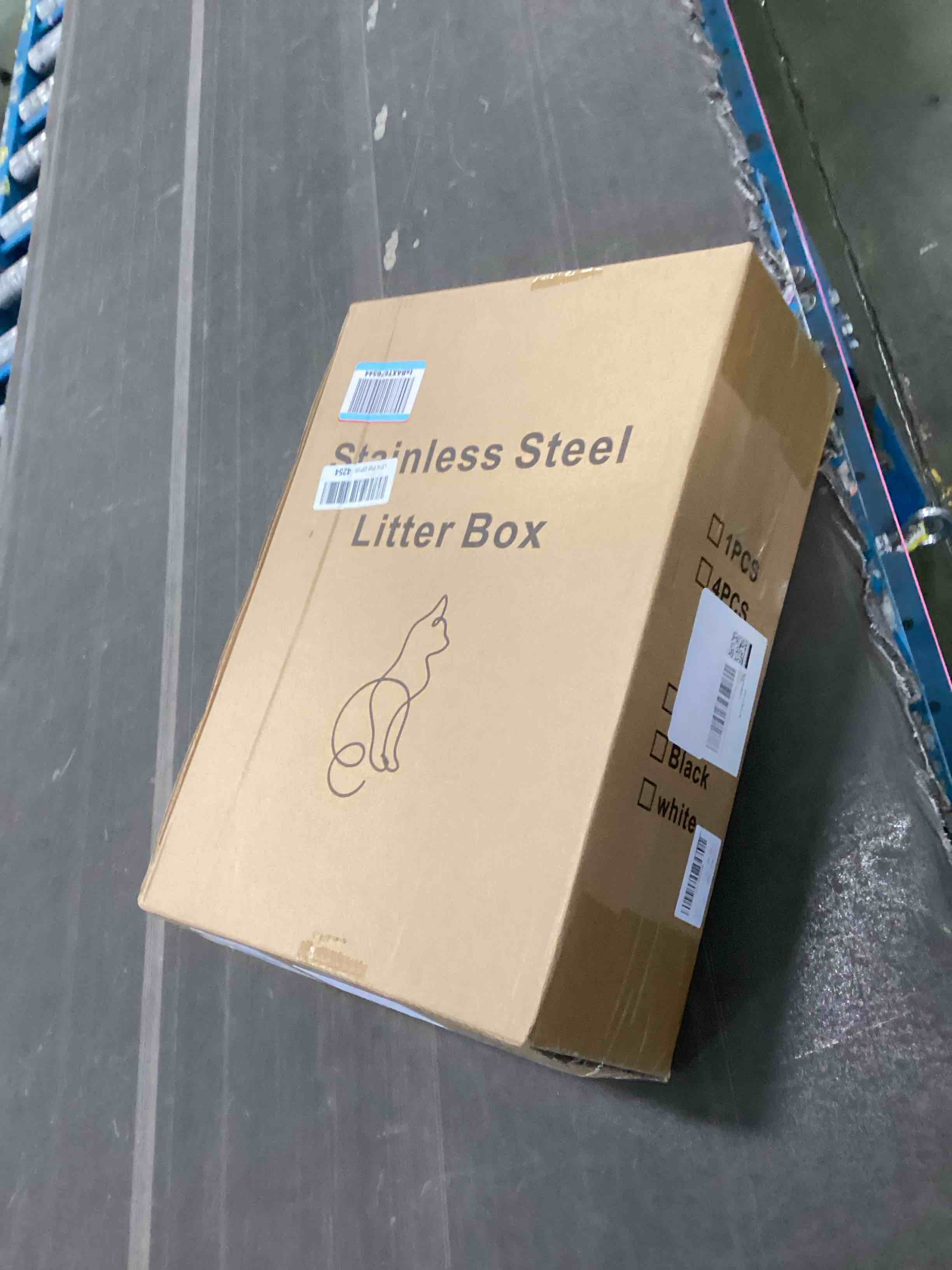 https://s3.amazonaws.com/lotting-images-prod/bidfta/TEA2100575_1738677889351.jpeg