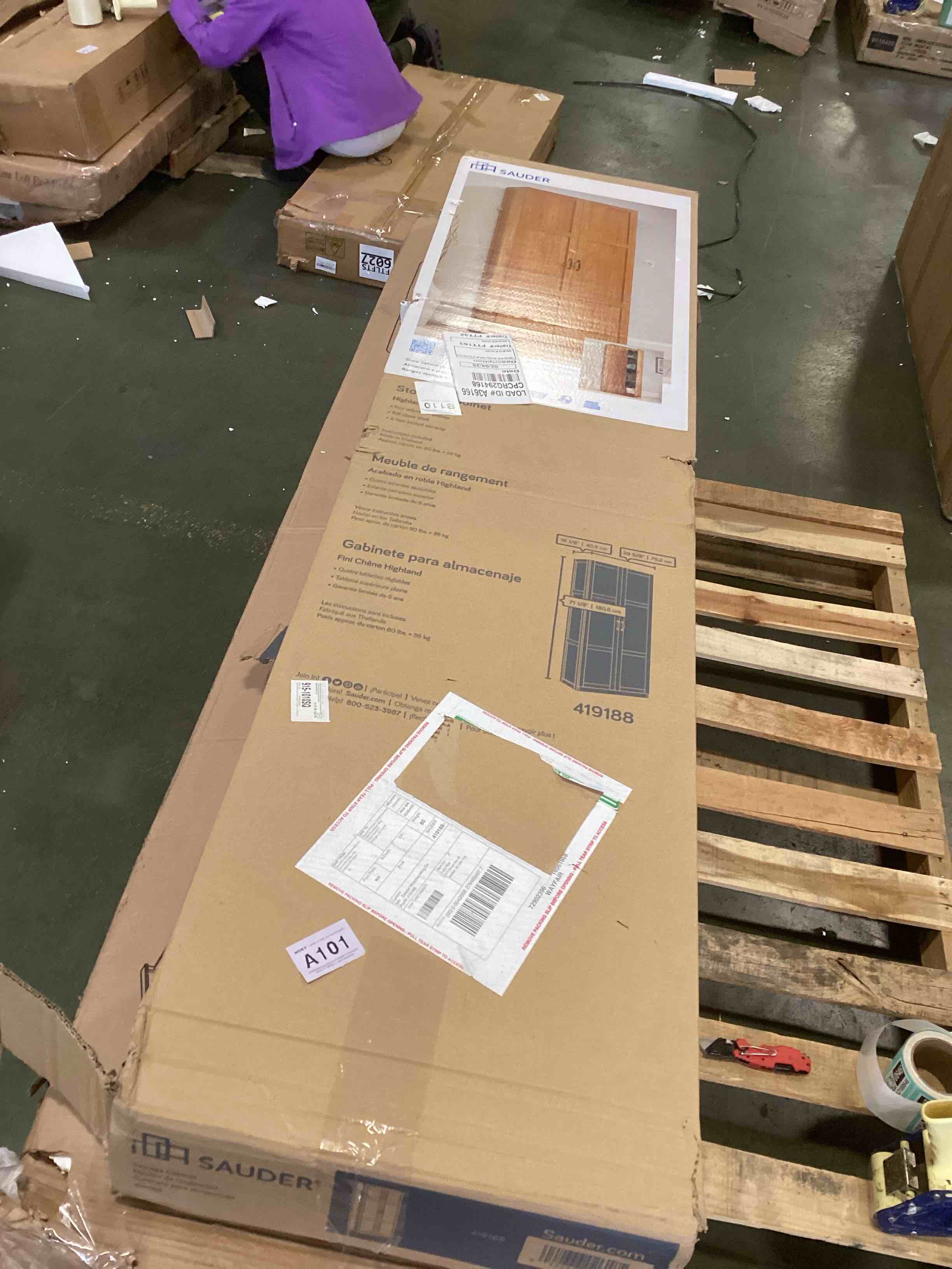 https://s3.amazonaws.com/lotting-images-prod/bidfta/TEA2100641_1738698231498.jpeg