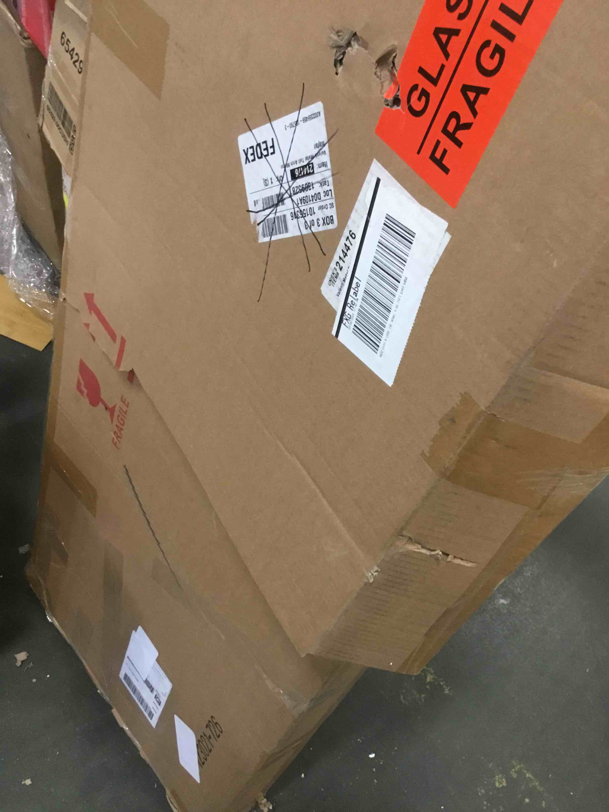 https://s3.amazonaws.com/lotting-images-prod/bidfta/TEA2101813_1739301823900.jpeg