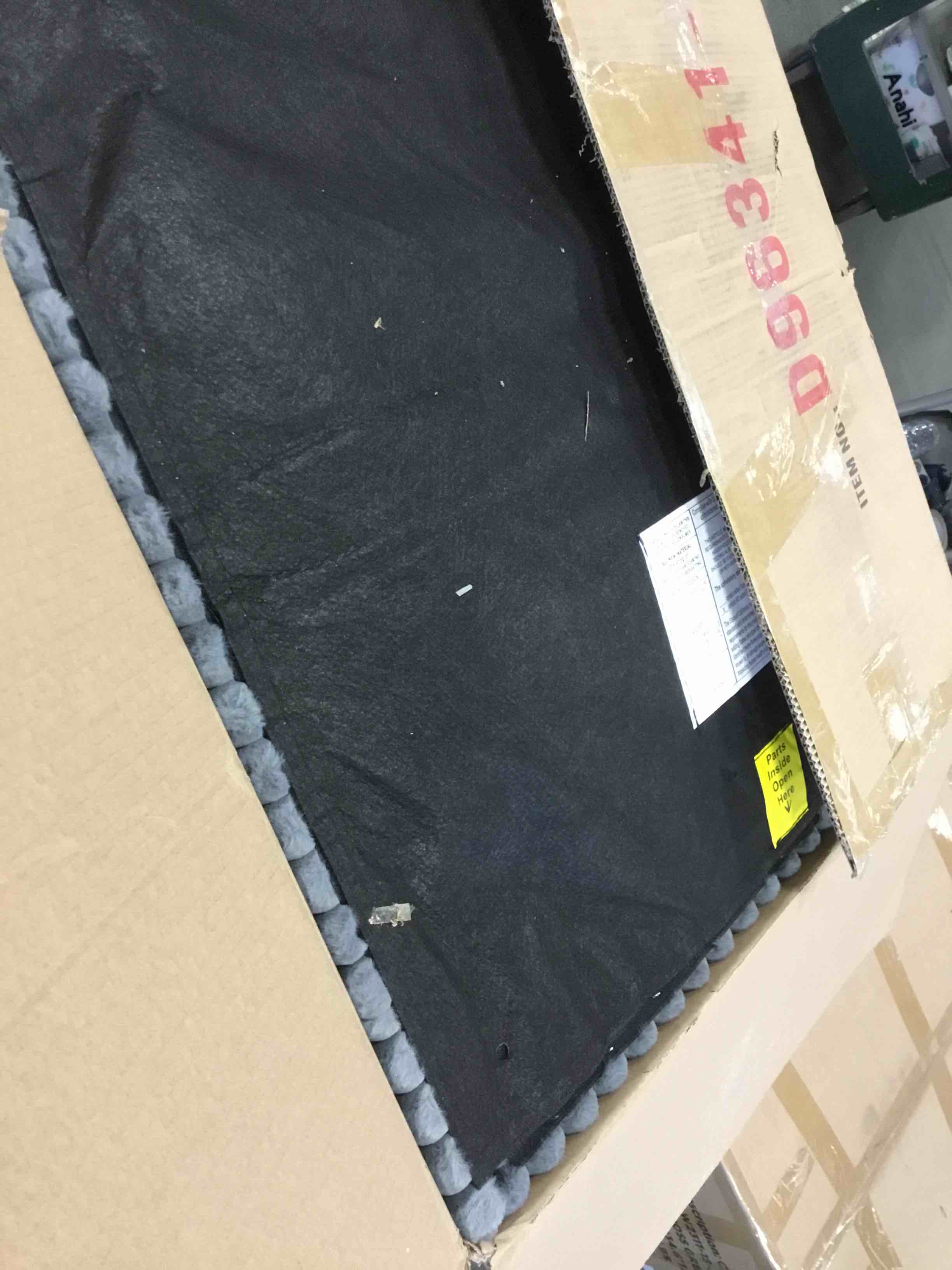 https://s3.amazonaws.com/lotting-images-prod/bidfta/TEA2102359_1740059099101.jpeg