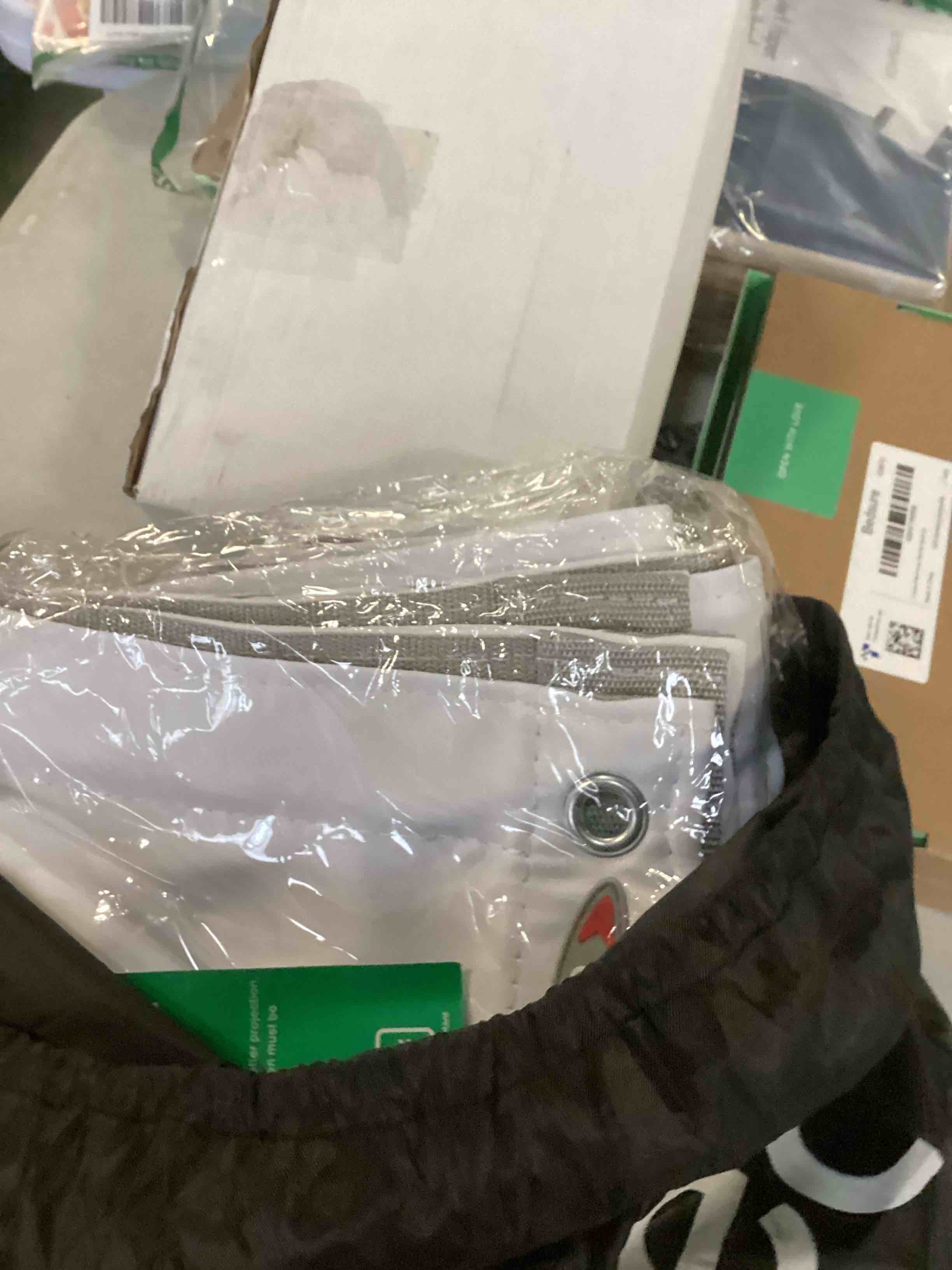 https://s3.amazonaws.com/lotting-images-prod/bidfta/TEA2104701_1737059283780.jpeg
