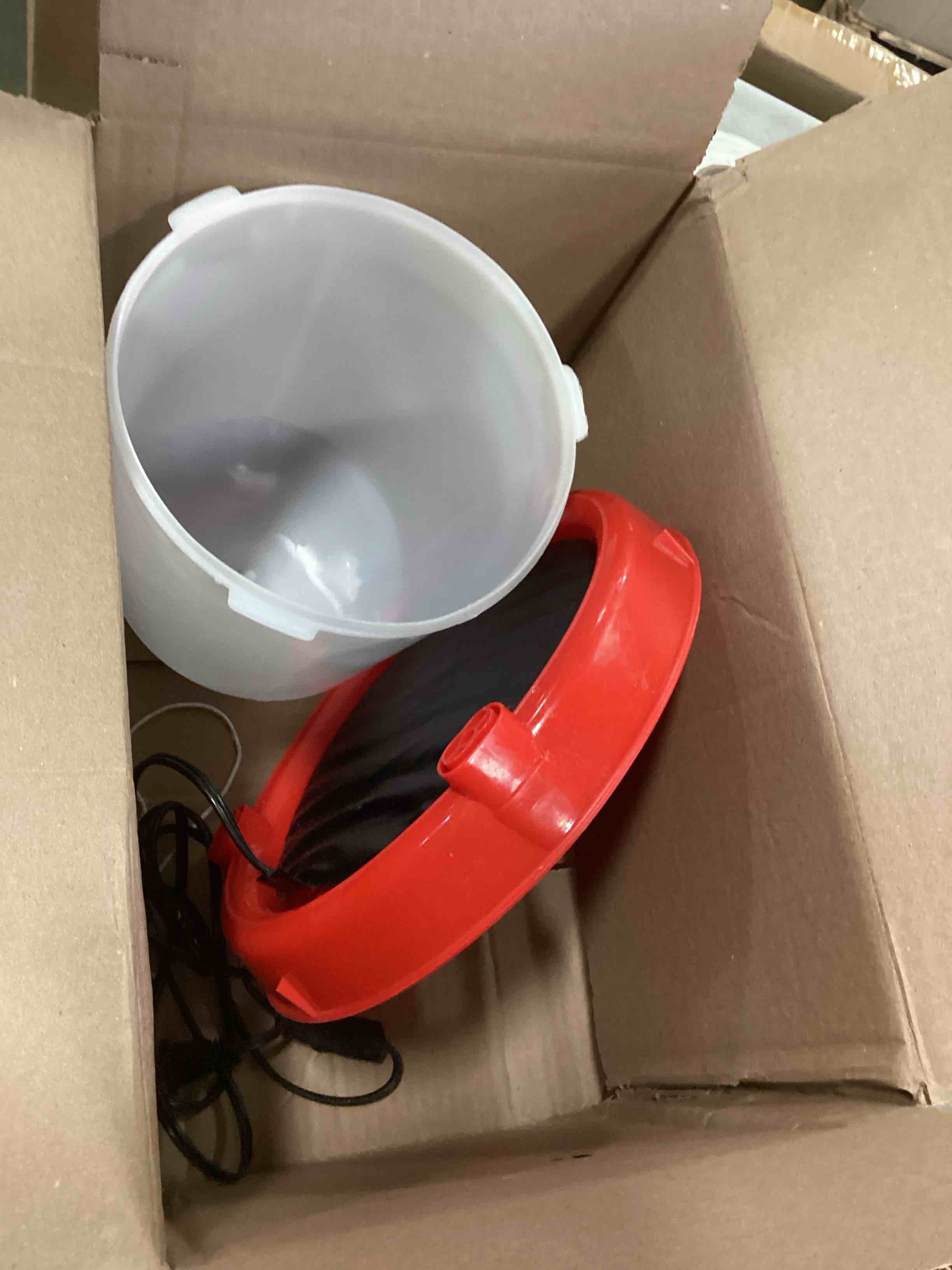 https://s3.amazonaws.com/lotting-images-prod/bidfta/TEA2105529_1738008932640.jpeg