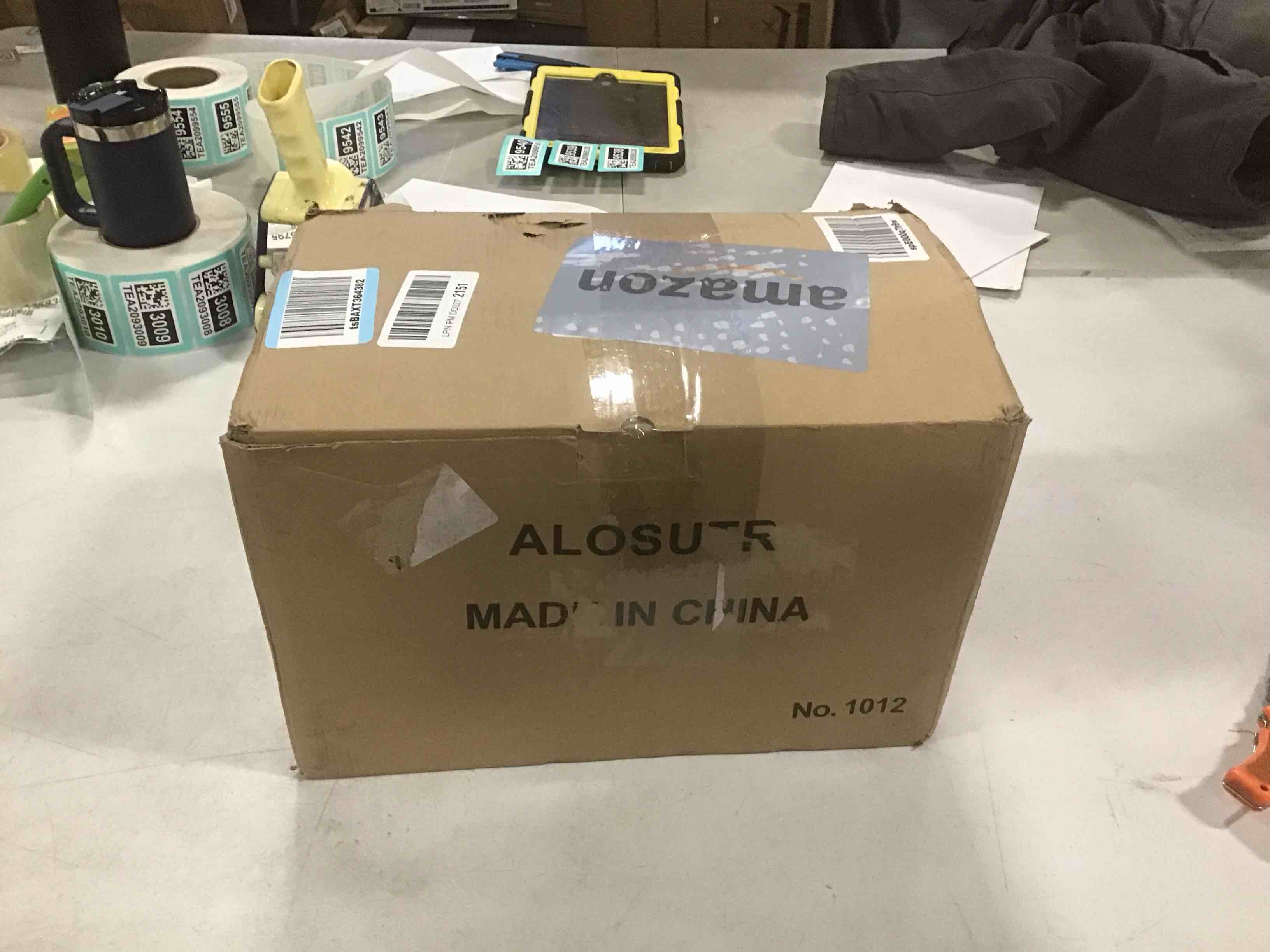 https://s3.amazonaws.com/lotting-images-prod/bidfta/TEA2105577_1738068316154.jpeg