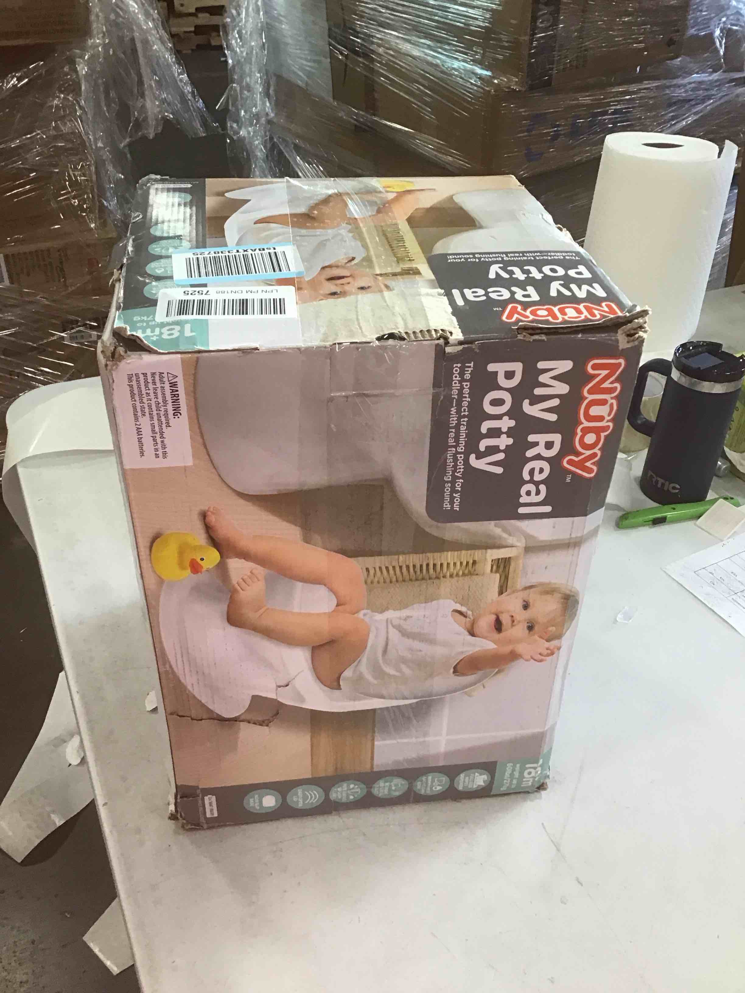 https://s3.amazonaws.com/lotting-images-prod/bidfta/TEA2105626_1738072569212.jpeg