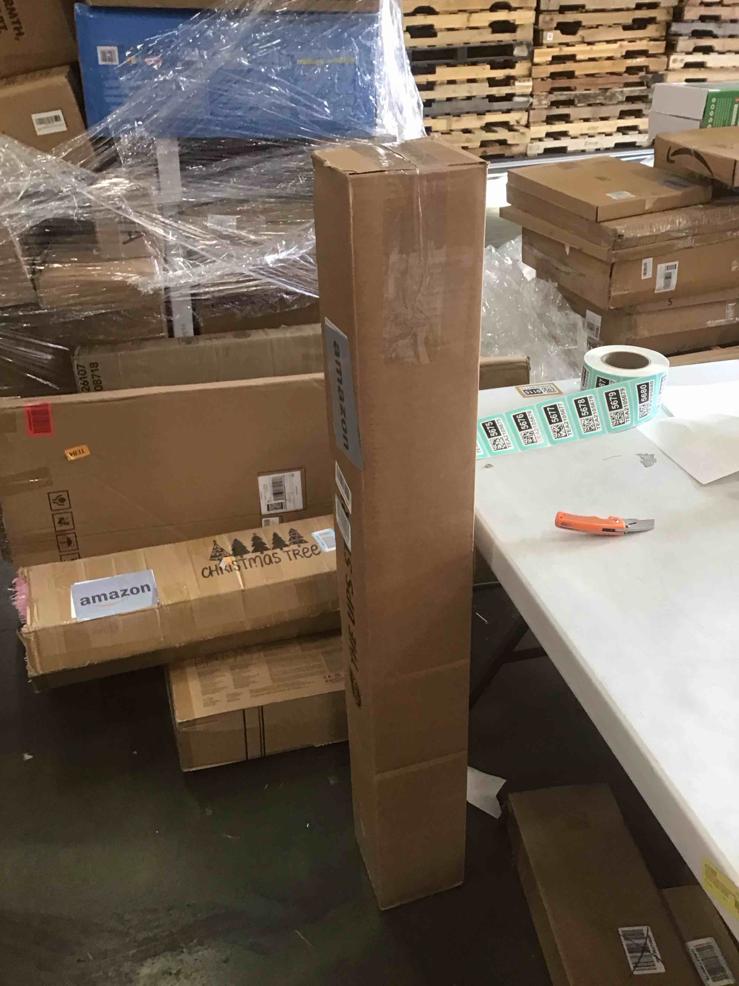 https://s3.amazonaws.com/lotting-images-prod/bidfta/TEA2105662_1738077712647.jpeg