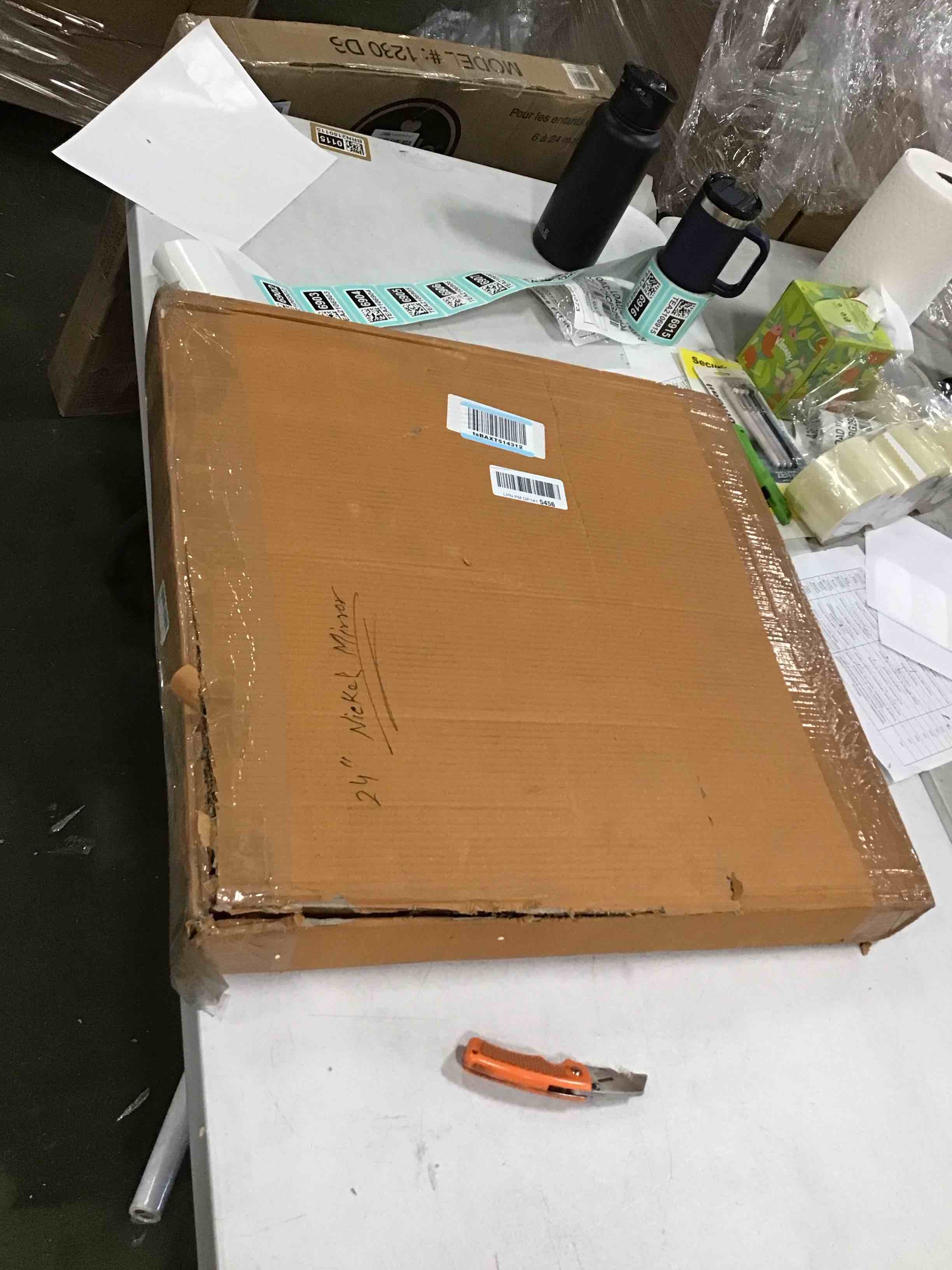 https://s3.amazonaws.com/lotting-images-prod/bidfta/TEA2106899_1738769074495.jpeg