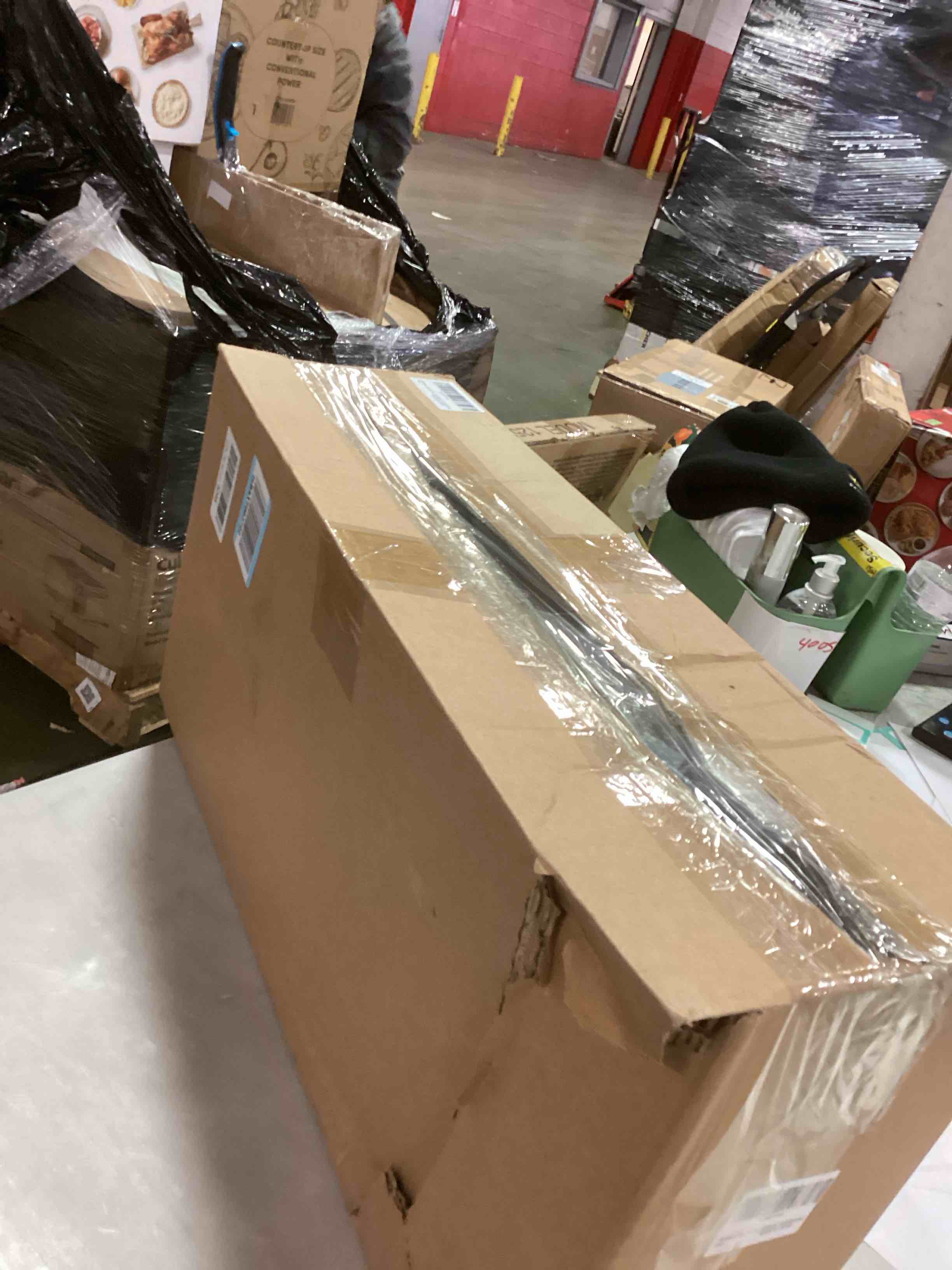 https://s3.amazonaws.com/lotting-images-prod/bidfta/TEA2107107_1736523785125.jpeg