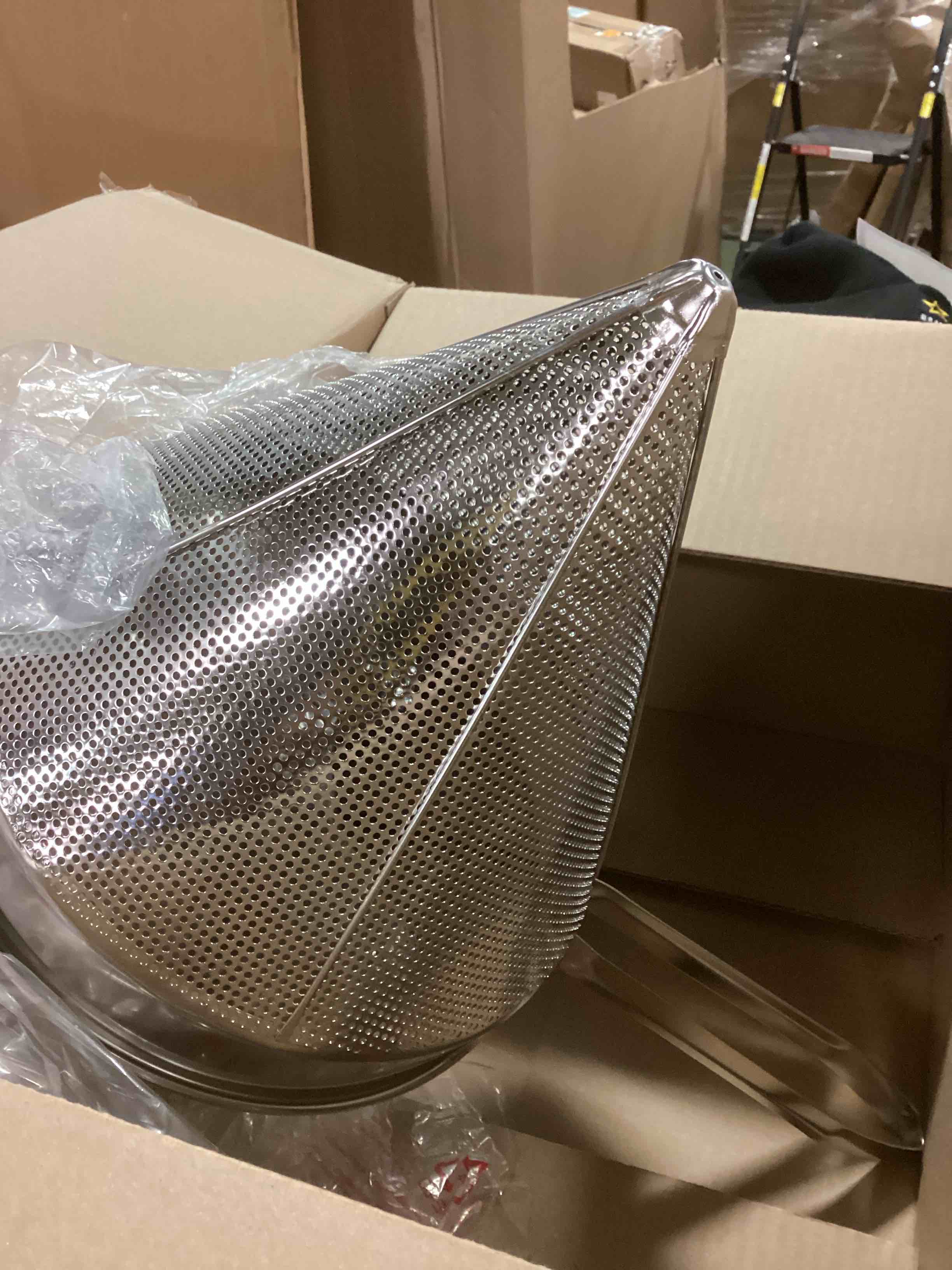 https://s3.amazonaws.com/lotting-images-prod/bidfta/TEA2107120_1736519000018.jpeg