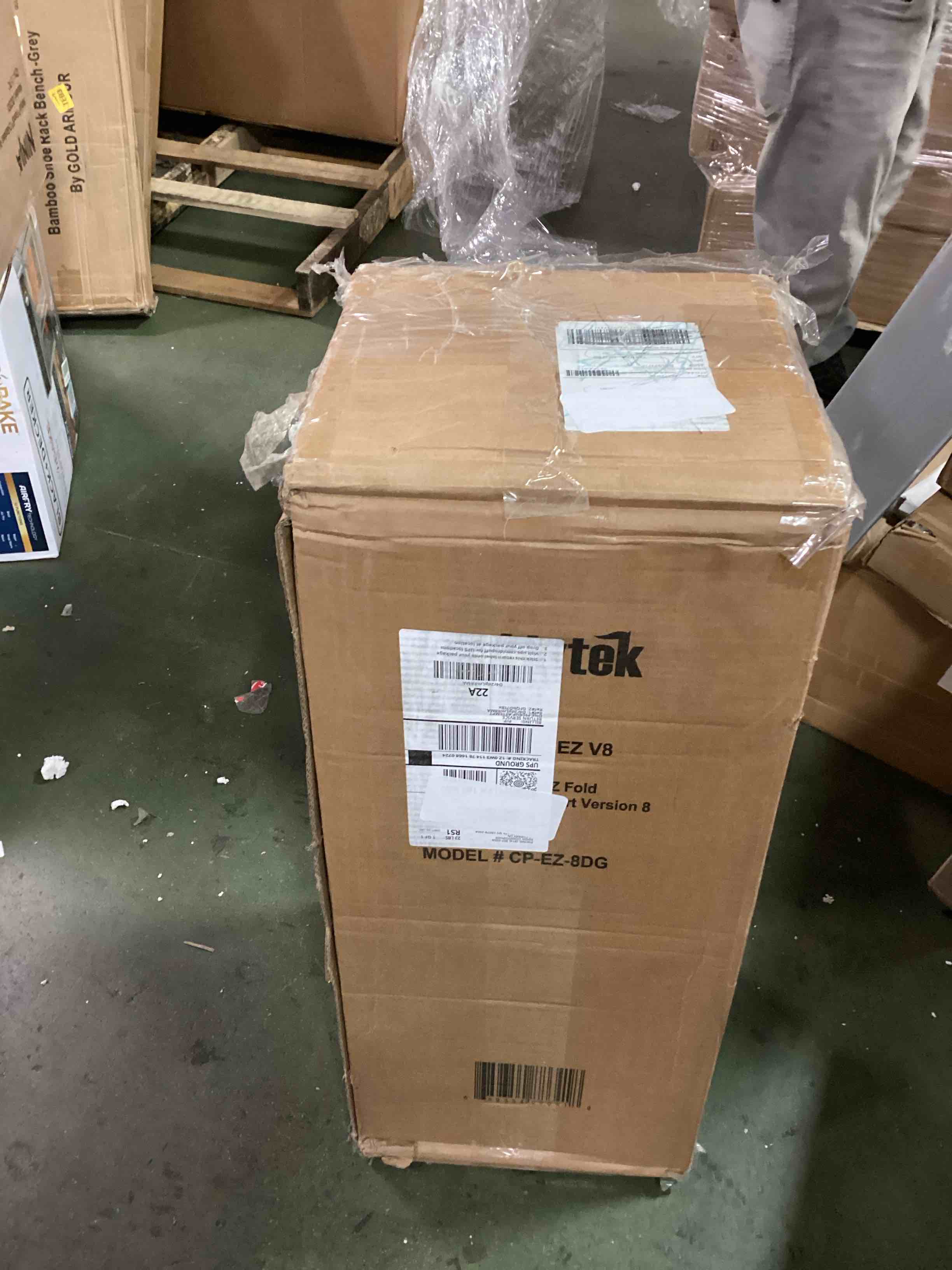 https://s3.amazonaws.com/lotting-images-prod/bidfta/TEA2107412_1736792558947.jpeg