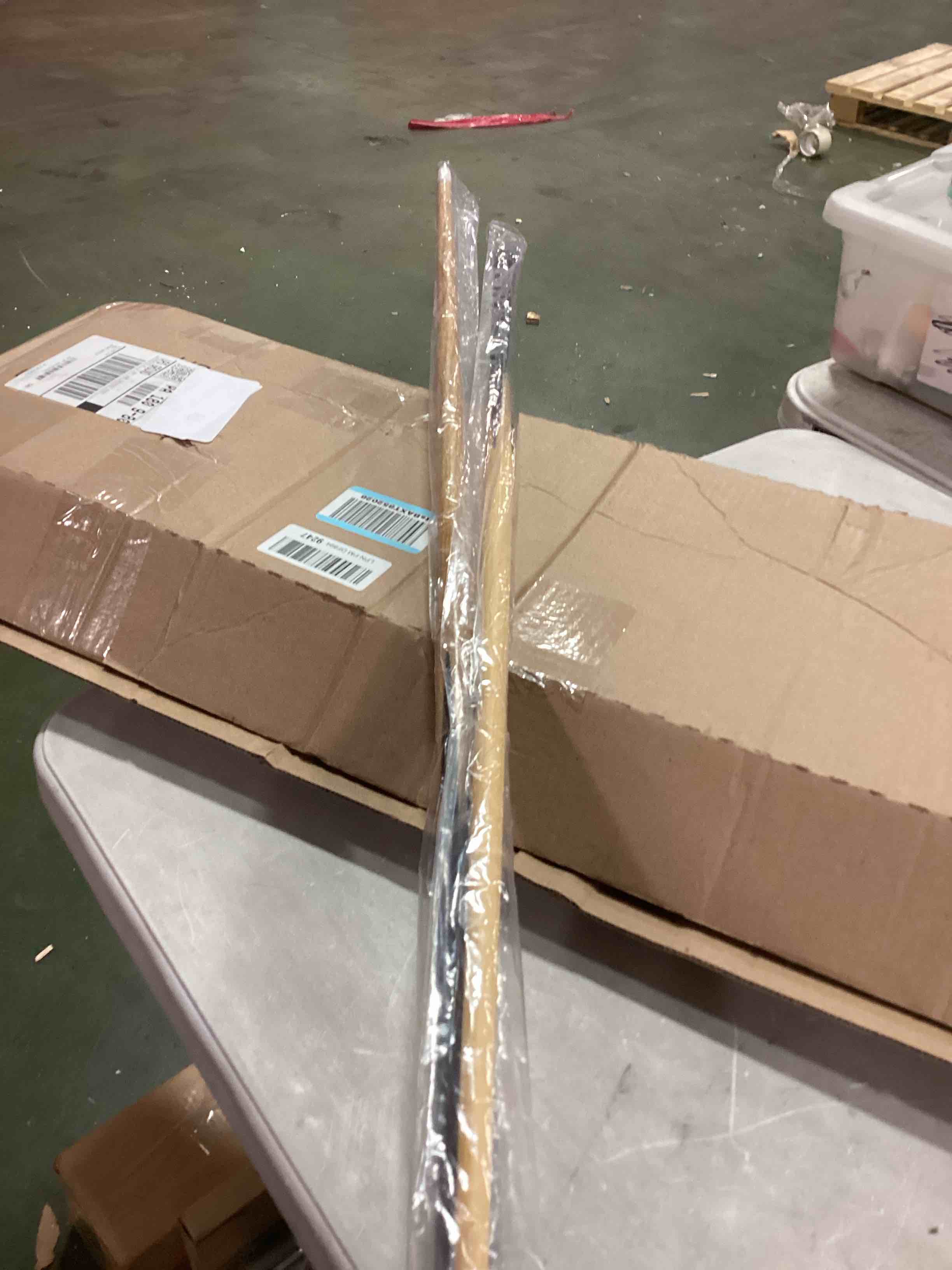 https://s3.amazonaws.com/lotting-images-prod/bidfta/TEA2107439_1736801981724.jpeg
