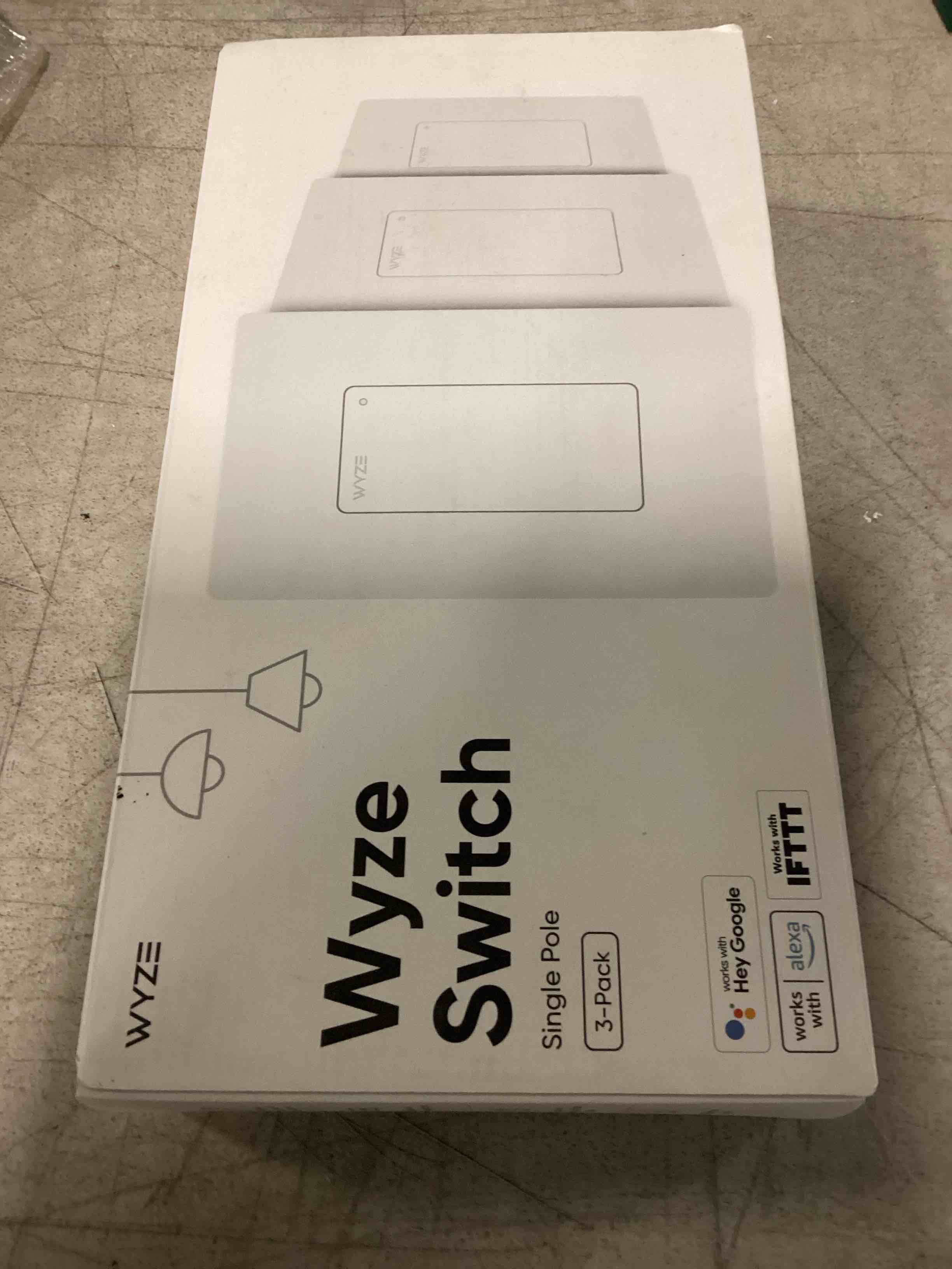 https://s3.amazonaws.com/lotting-images-prod/bidfta/TEA2108889_1738855819069.jpeg