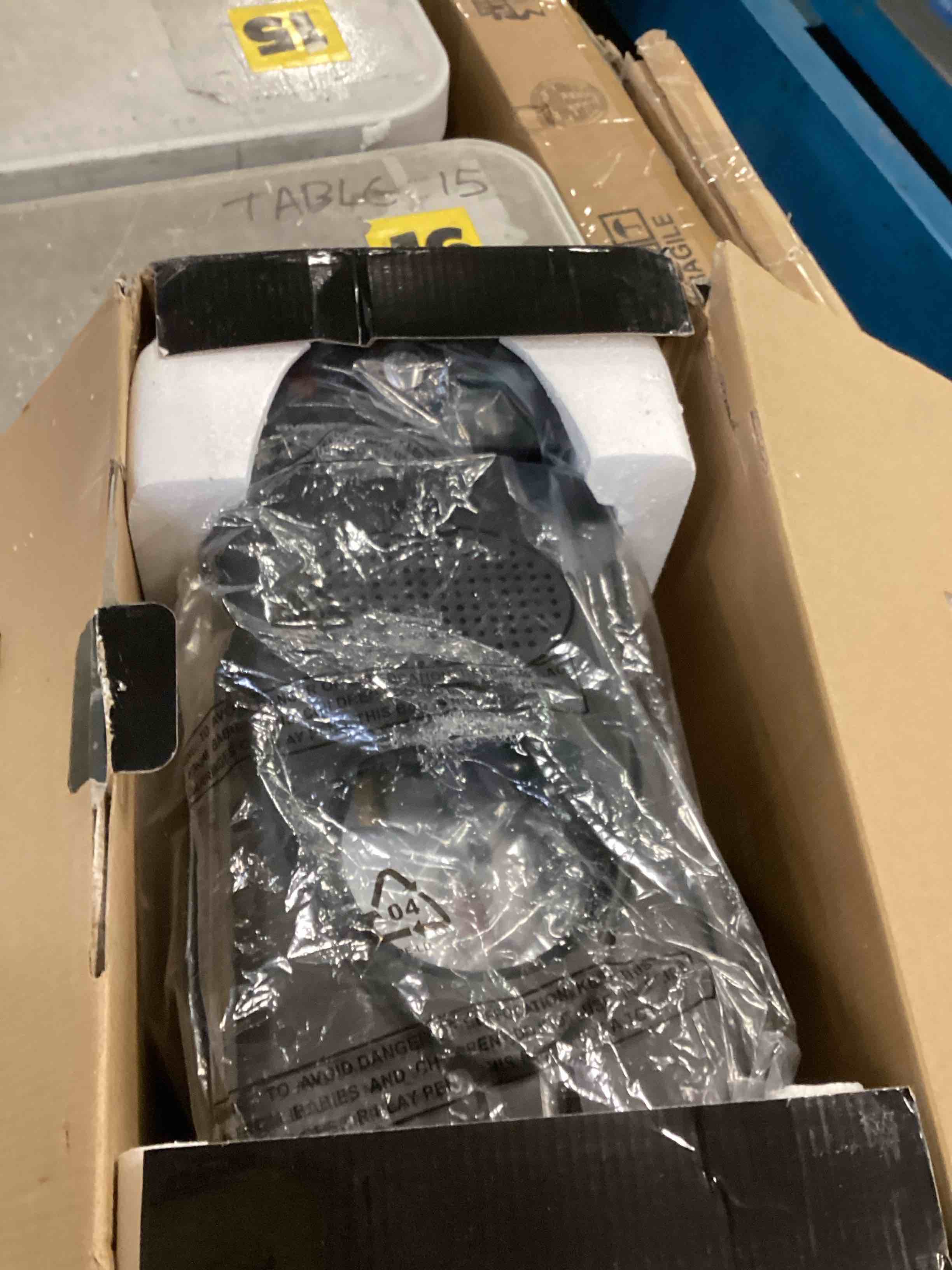 https://s3.amazonaws.com/lotting-images-prod/bidfta/TEA2110357_1737651162100.jpeg
