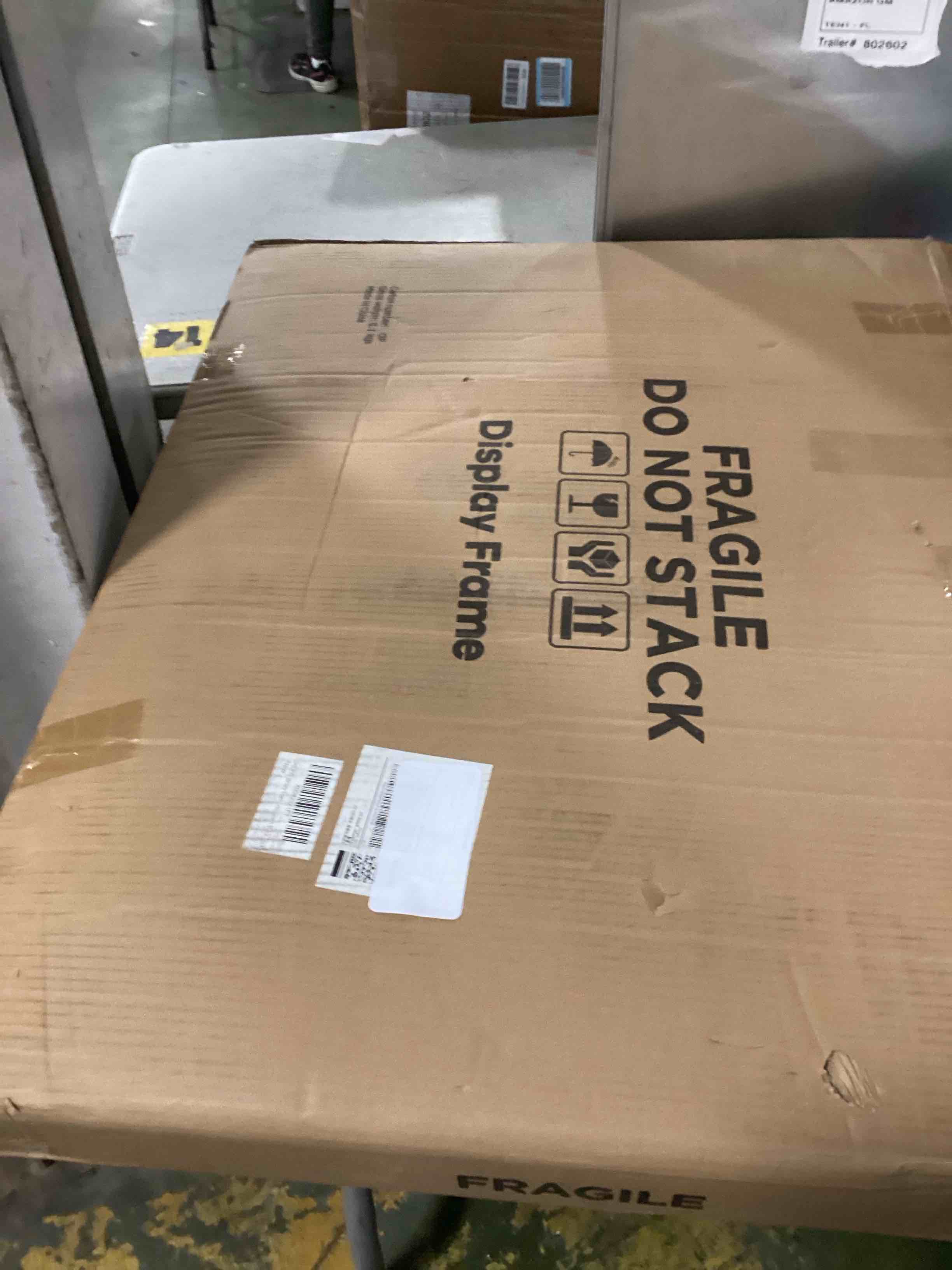 https://s3.amazonaws.com/lotting-images-prod/bidfta/TEA2112257_1739884553225.jpeg