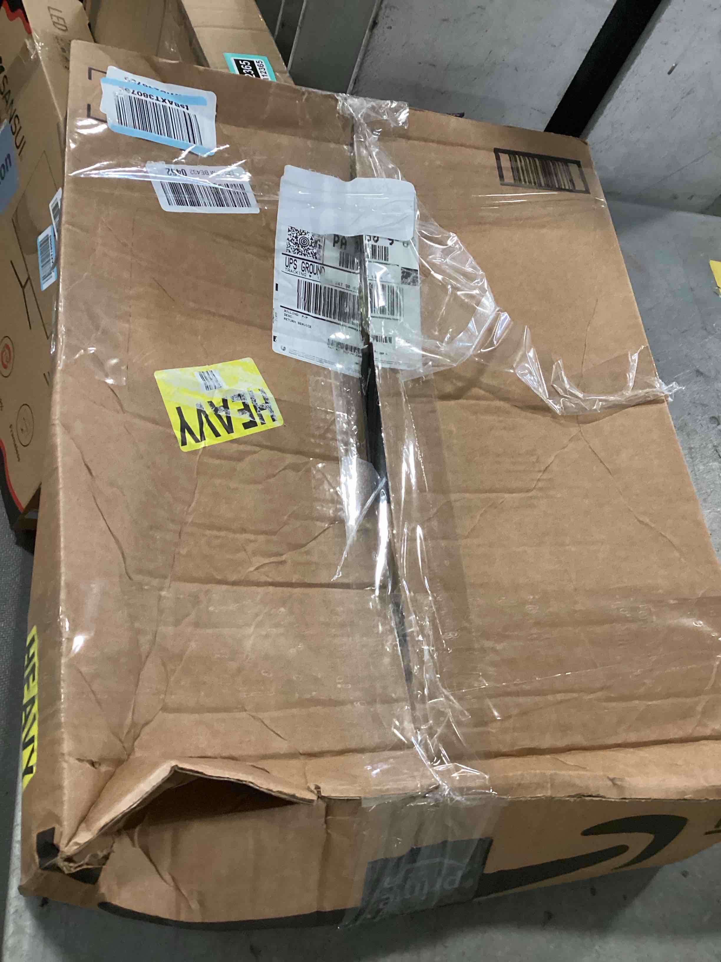https://s3.amazonaws.com/lotting-images-prod/bidfta/TEA2112396_1739903065288.jpeg
