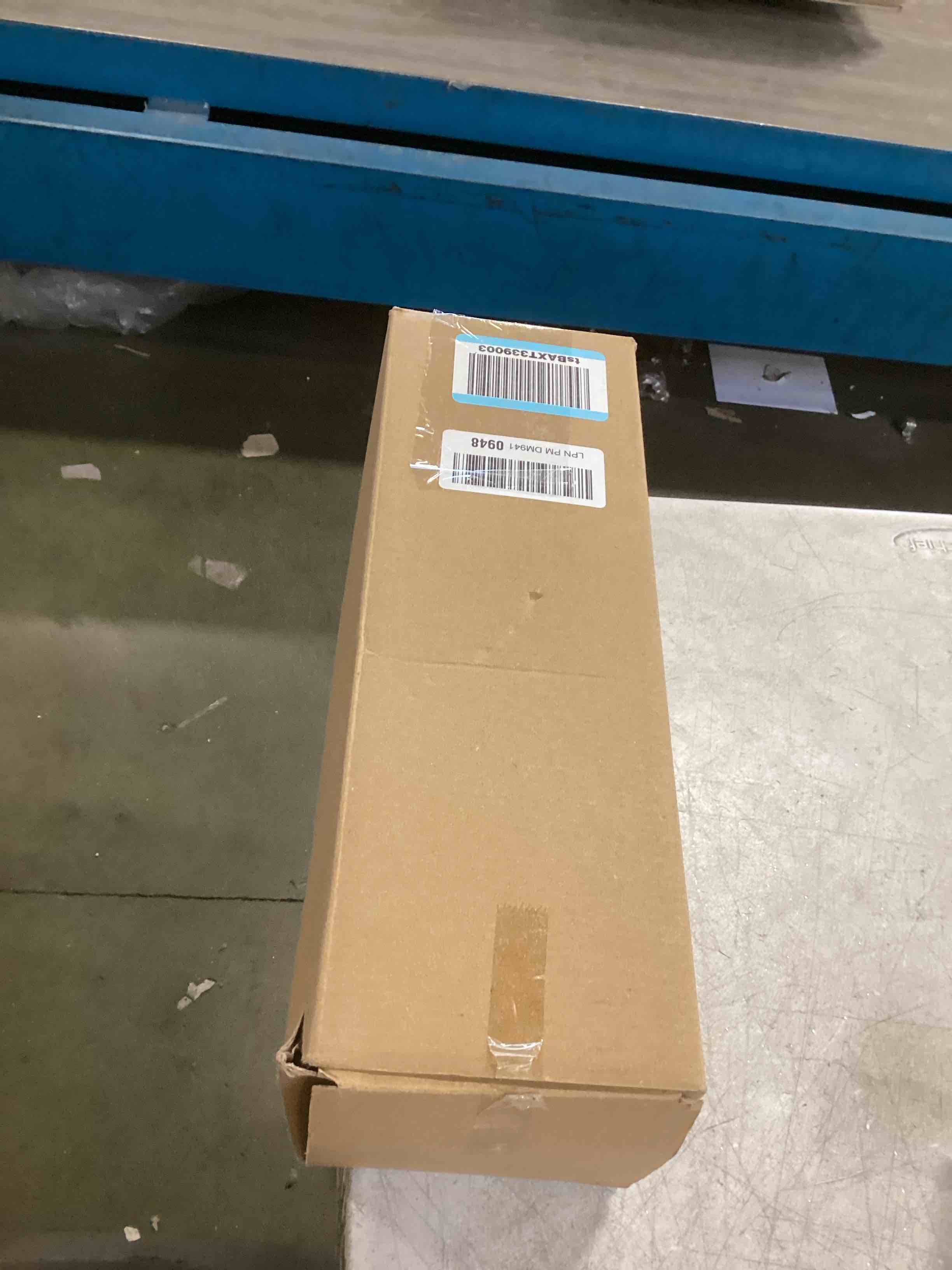 https://s3.amazonaws.com/lotting-images-prod/bidfta/TEA2112810_1740068809209.jpeg