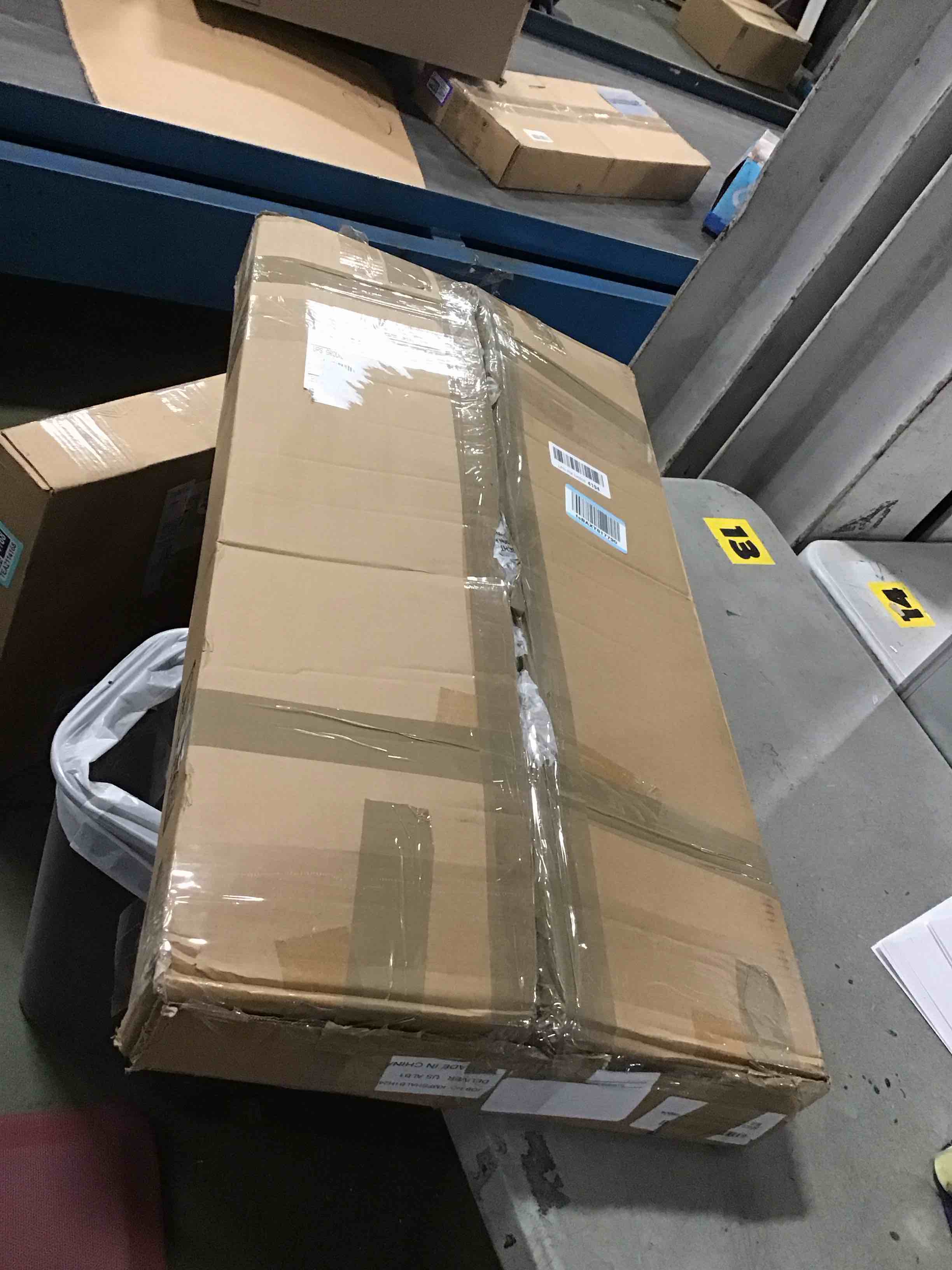 https://s3.amazonaws.com/lotting-images-prod/bidfta/TEA2114183_1737639211307.jpeg