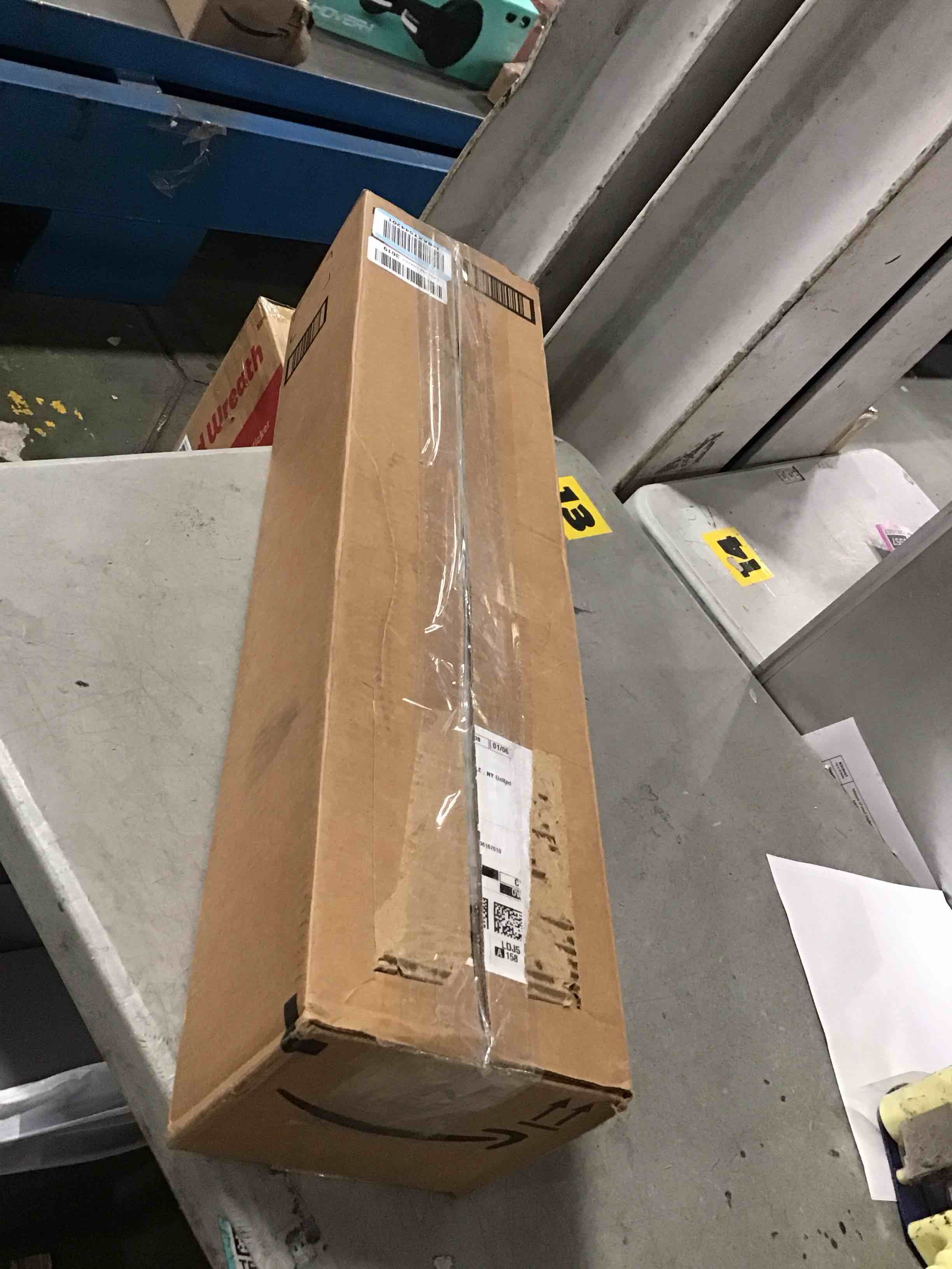https://s3.amazonaws.com/lotting-images-prod/bidfta/TEA2114226_1737643352905.jpeg