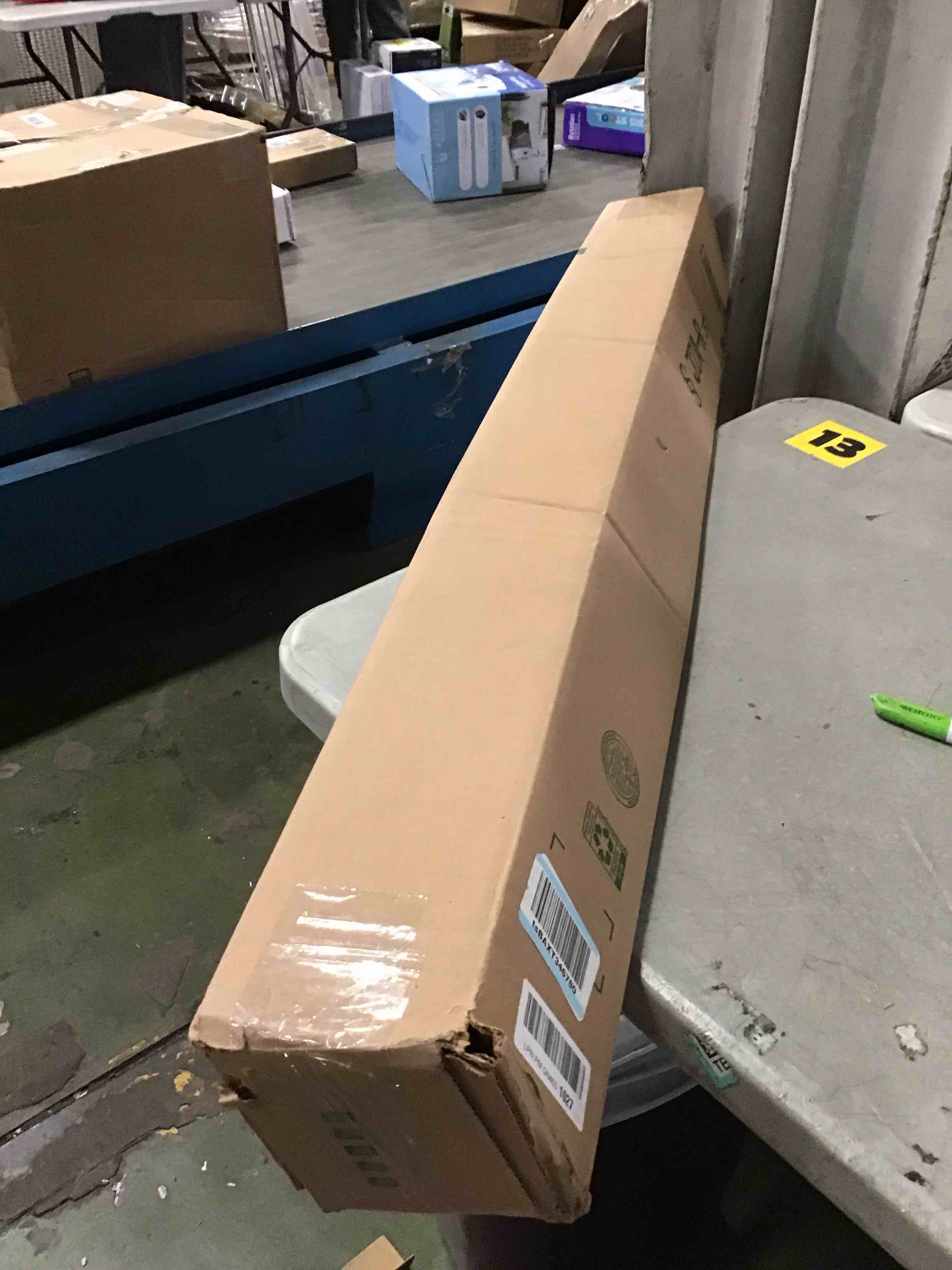 https://s3.amazonaws.com/lotting-images-prod/bidfta/TEA2114233_1737643833883.jpeg