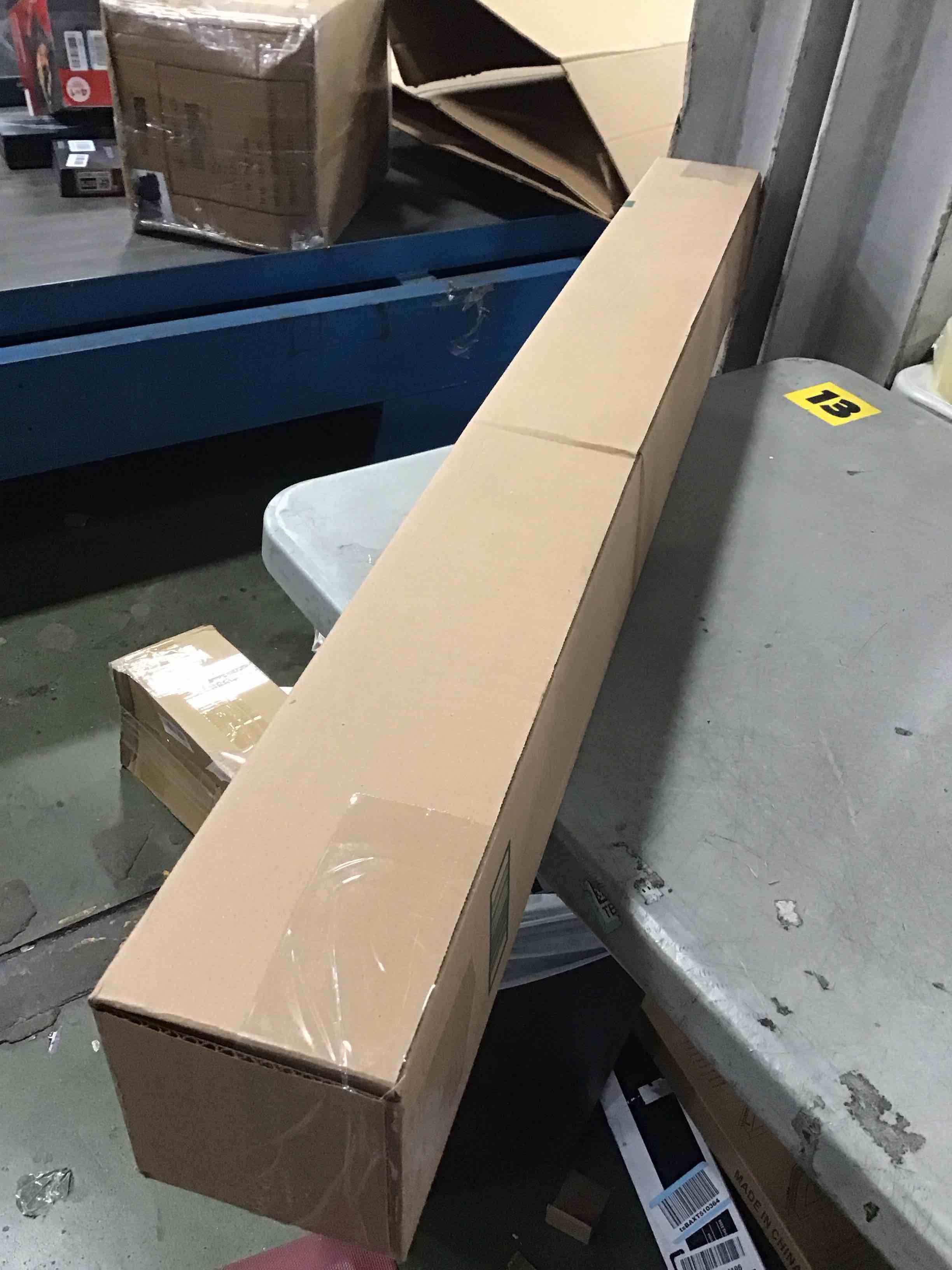 https://s3.amazonaws.com/lotting-images-prod/bidfta/TEA2114270_1737648556774.jpeg