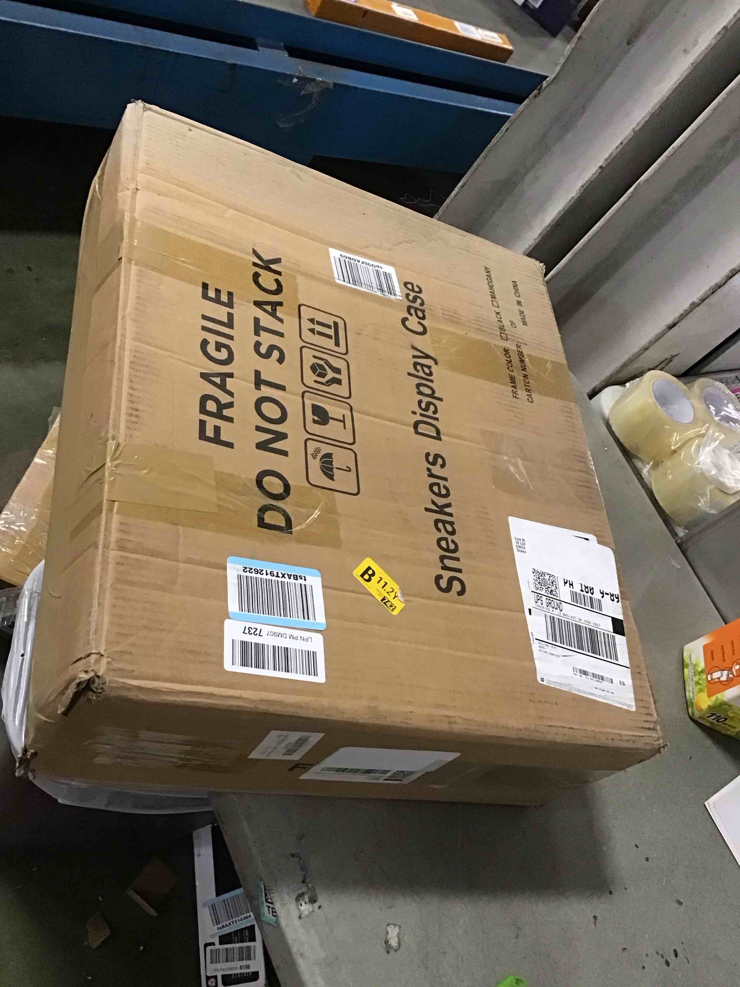 https://s3.amazonaws.com/lotting-images-prod/bidfta/TEA2114289_1737649869803.jpeg