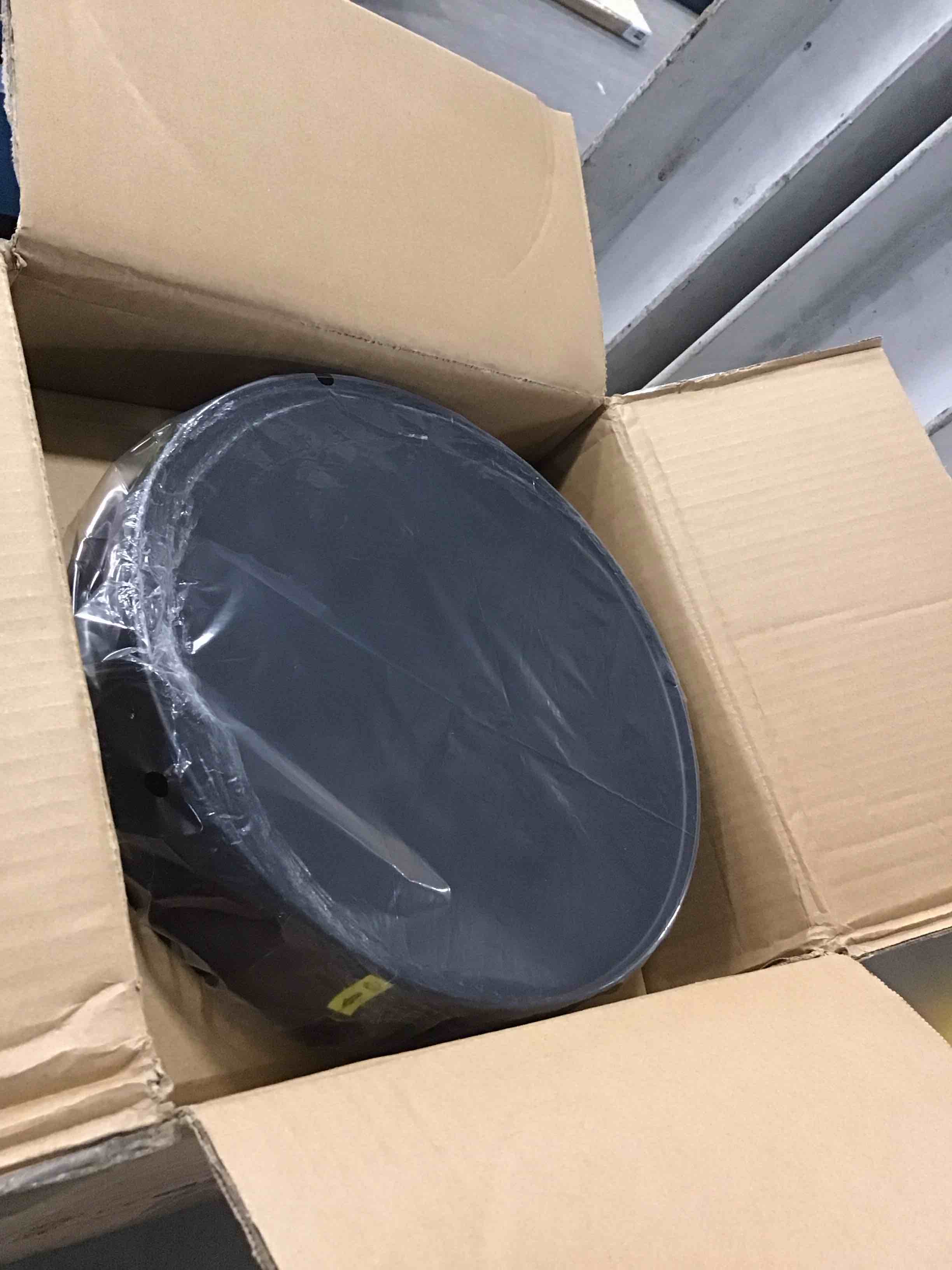 https://s3.amazonaws.com/lotting-images-prod/bidfta/TEA2114290_1737650417348.jpeg