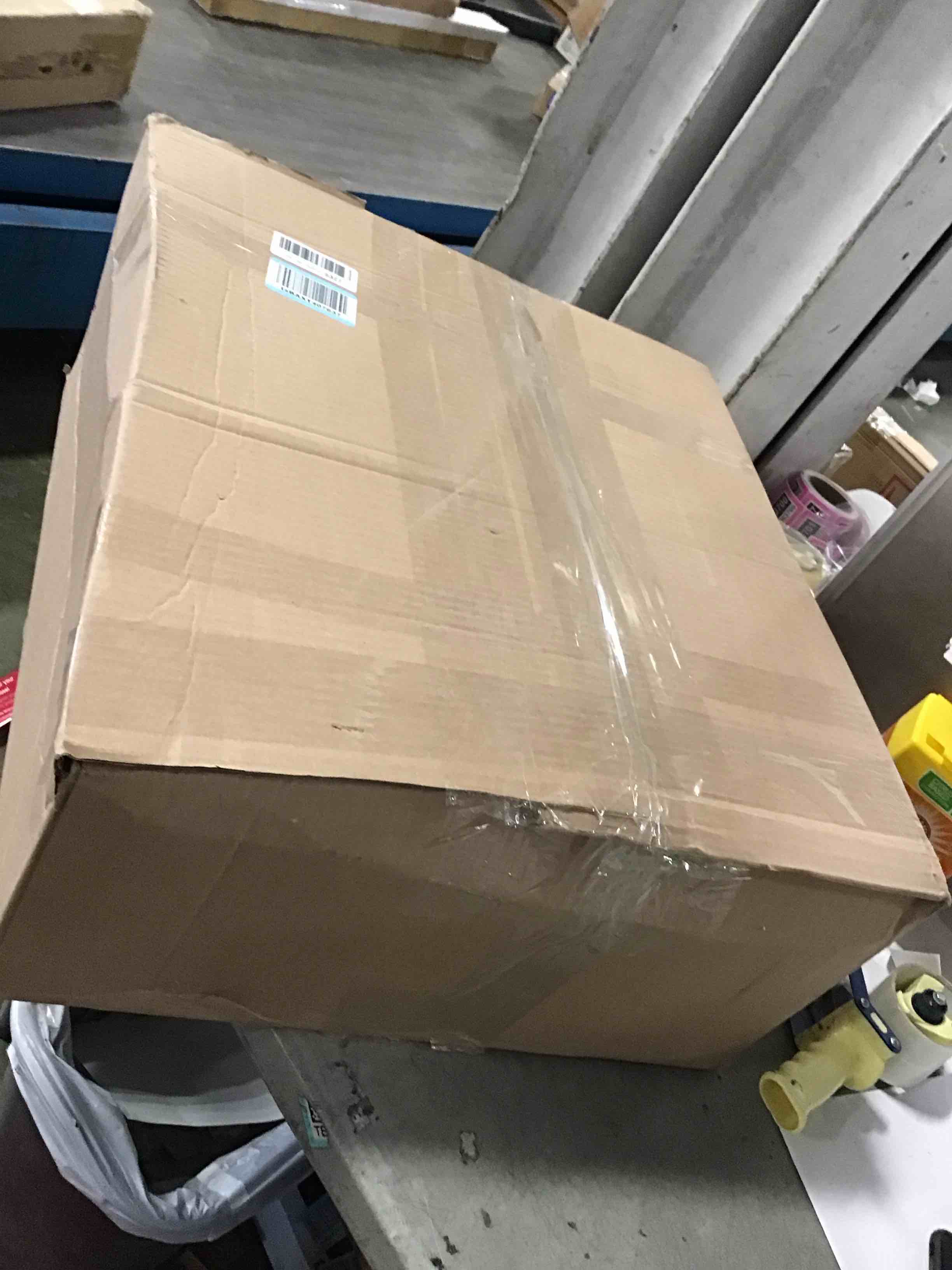https://s3.amazonaws.com/lotting-images-prod/bidfta/TEA2114341_1737658004203.jpeg