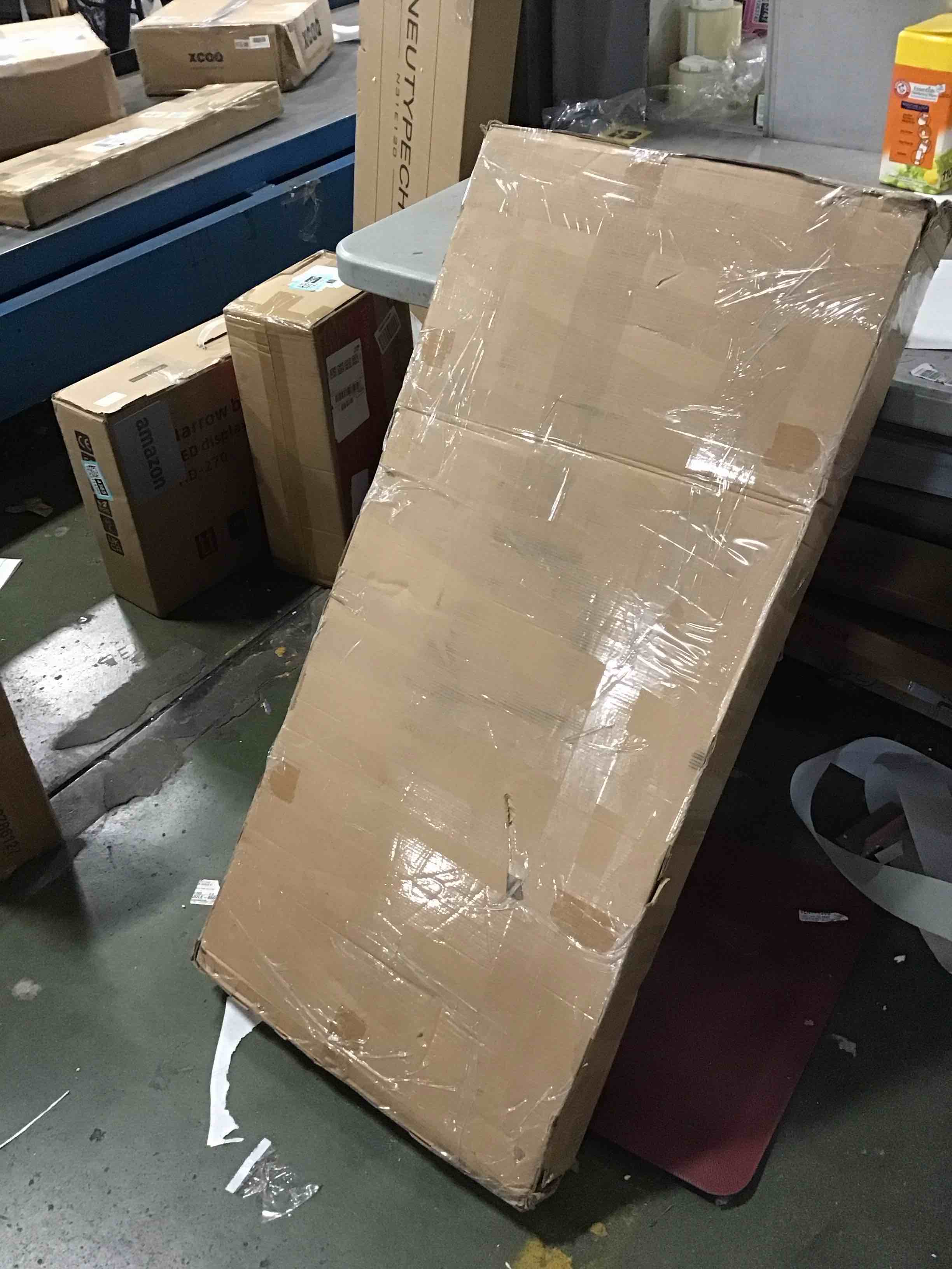https://s3.amazonaws.com/lotting-images-prod/bidfta/TEA2114370_1737661465990.jpeg