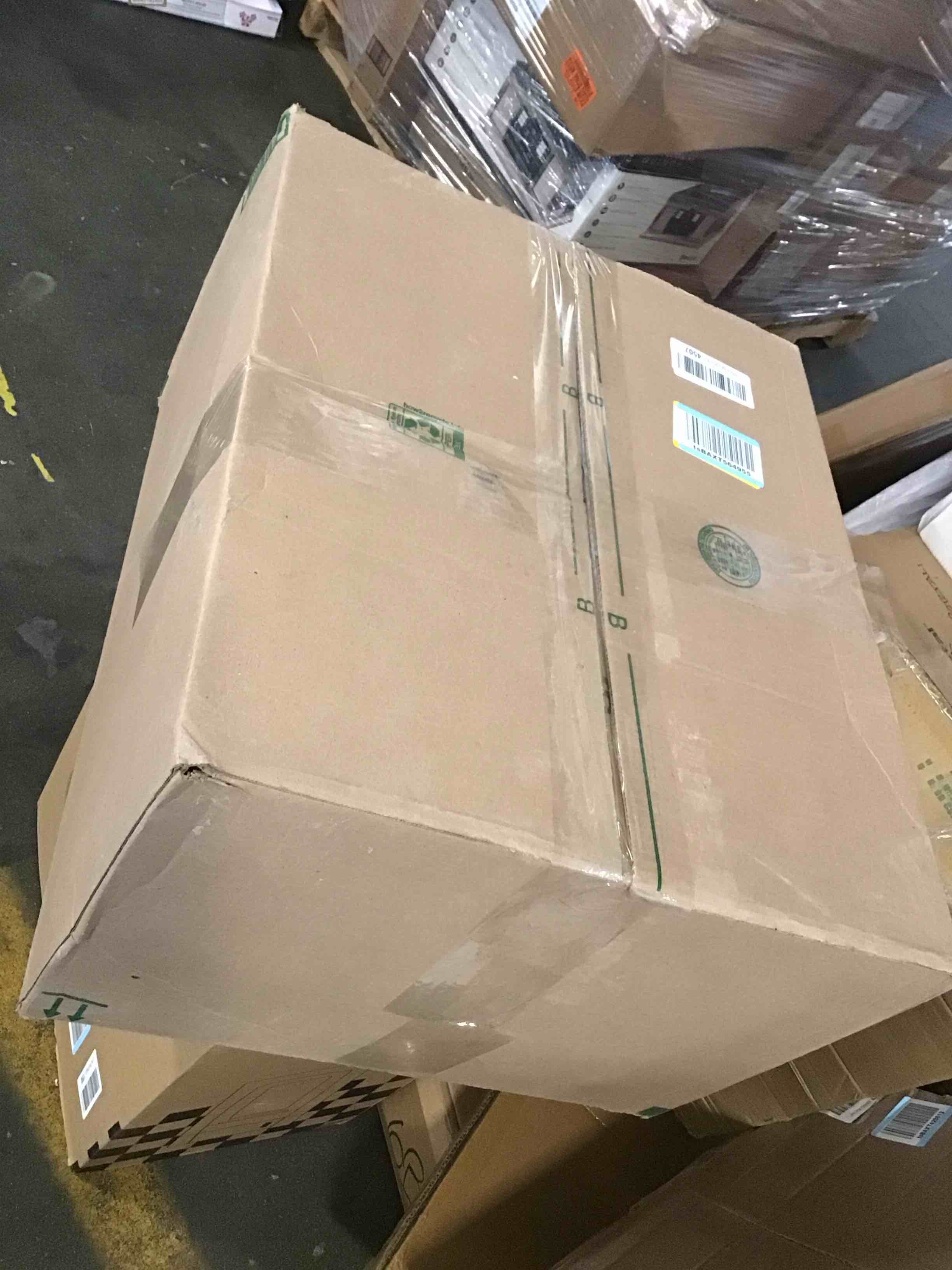https://s3.amazonaws.com/lotting-images-prod/bidfta/TEA2115711_1738609236916.jpeg