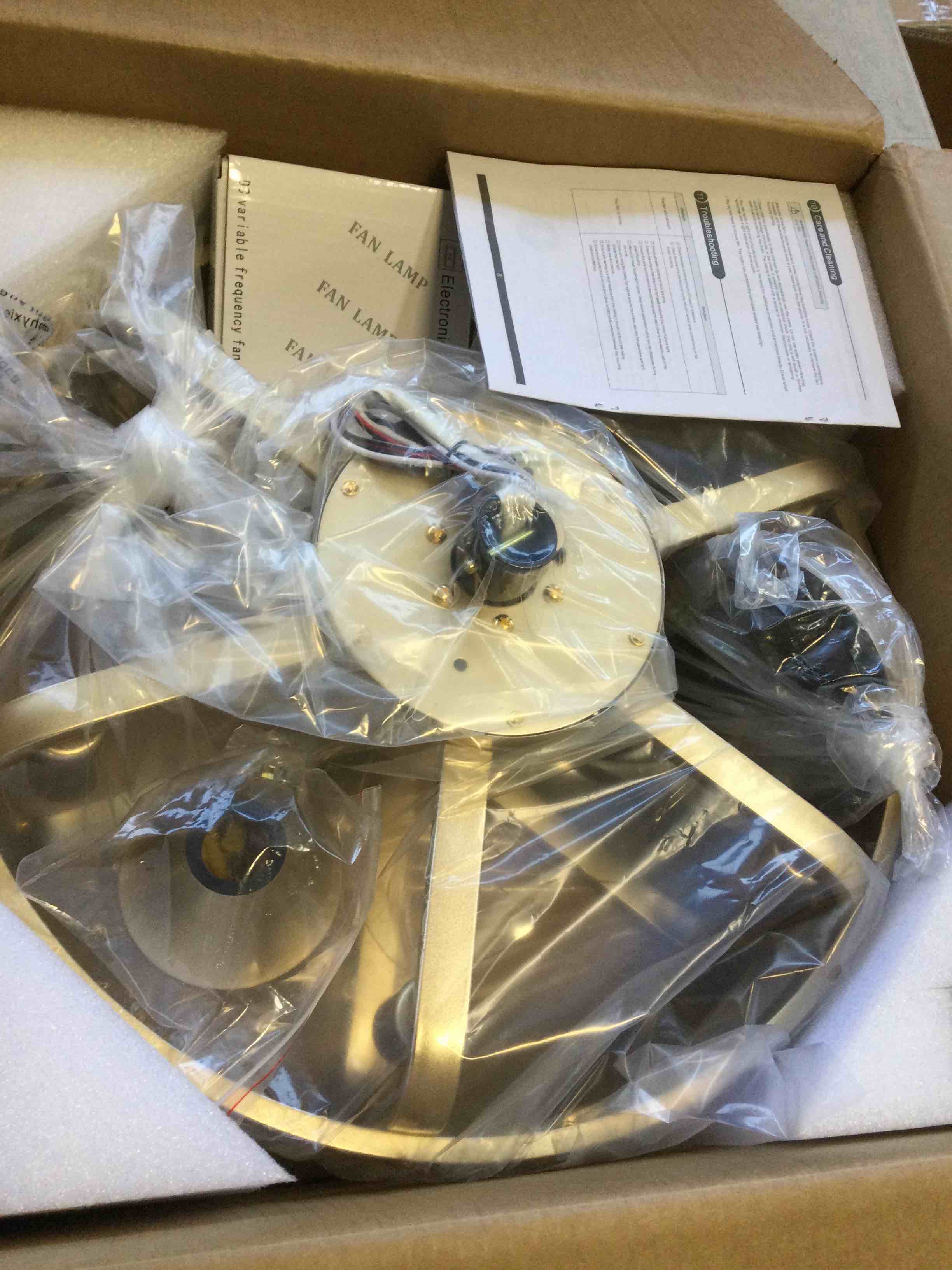 https://s3.amazonaws.com/lotting-images-prod/bidfta/TEA2116381_1738008243376.jpeg