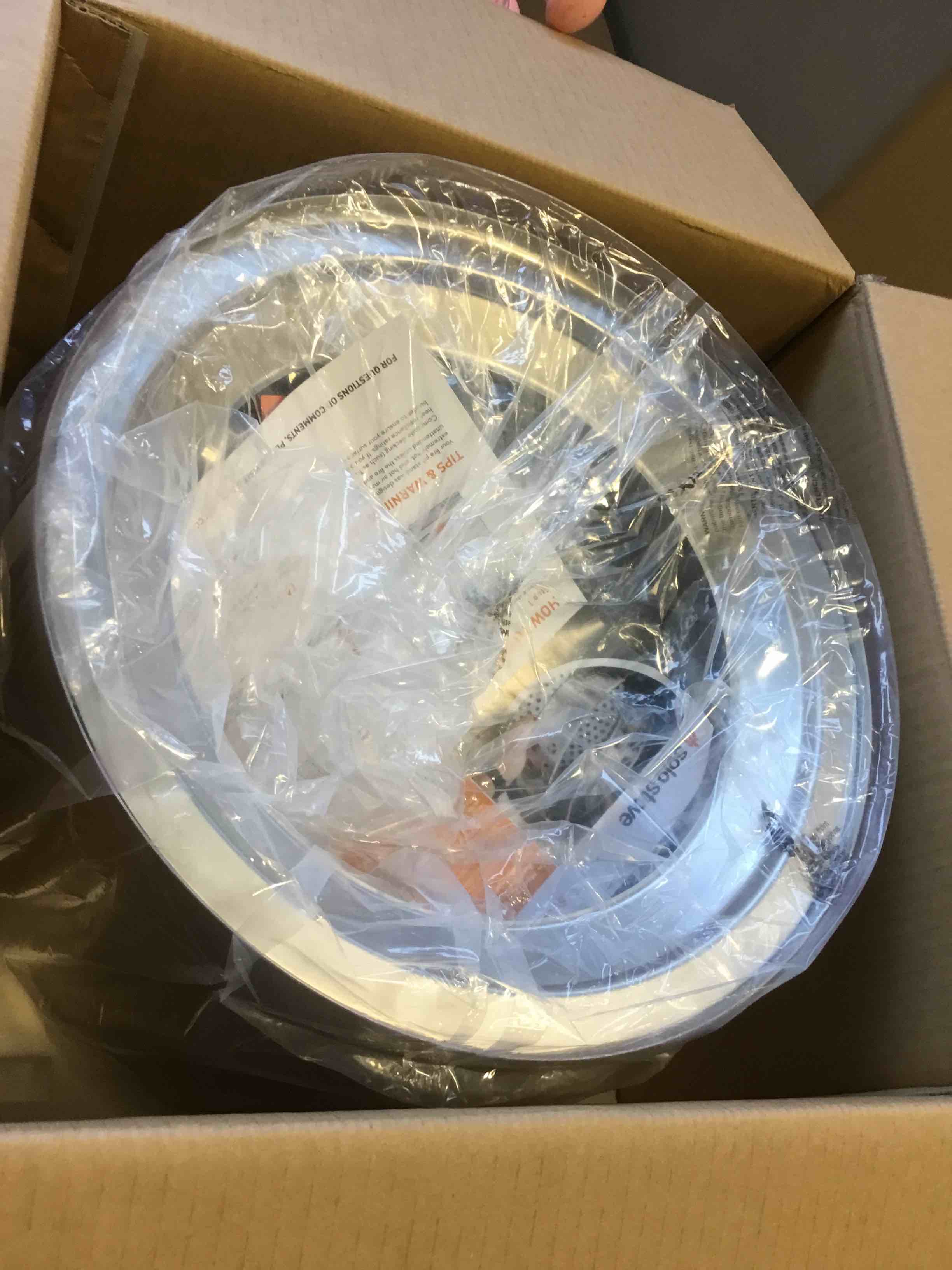 https://s3.amazonaws.com/lotting-images-prod/bidfta/TEA2116438_1738160958300.jpeg