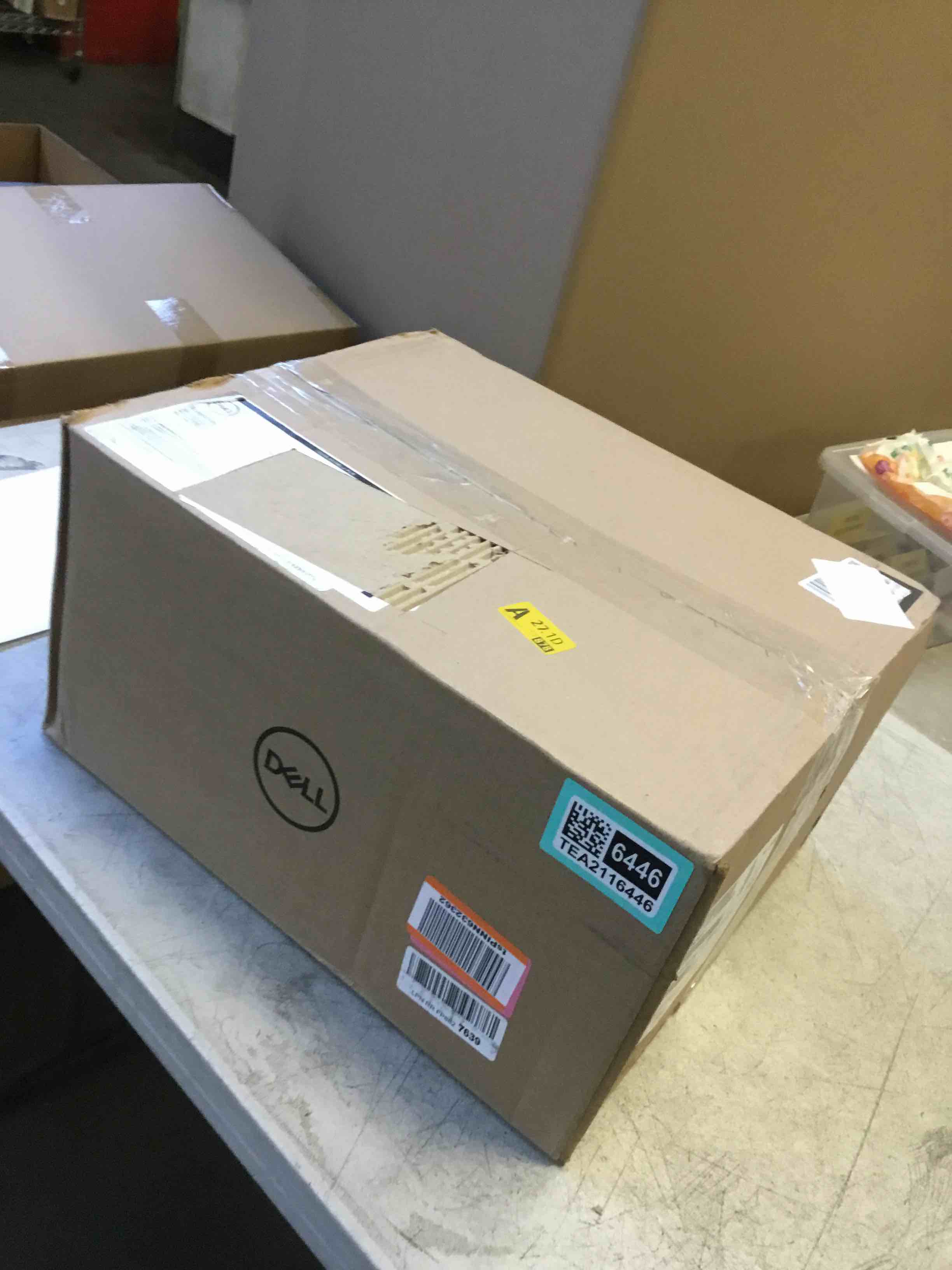 https://s3.amazonaws.com/lotting-images-prod/bidfta/TEA2116446_1738164470615.jpeg